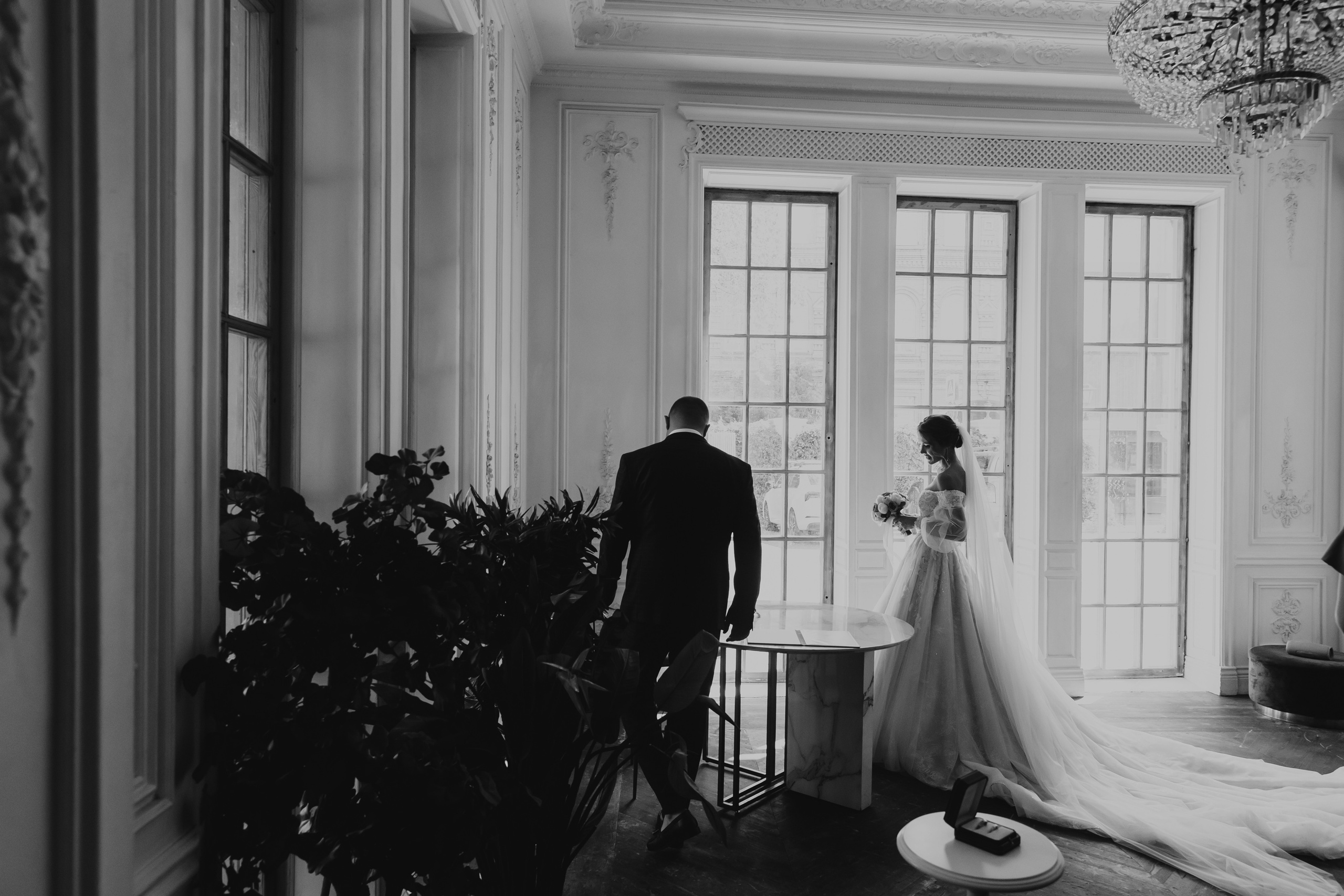 Свадебная фотосессия в отеле. Свадебный фотограф в Москве Екатерина Гусева