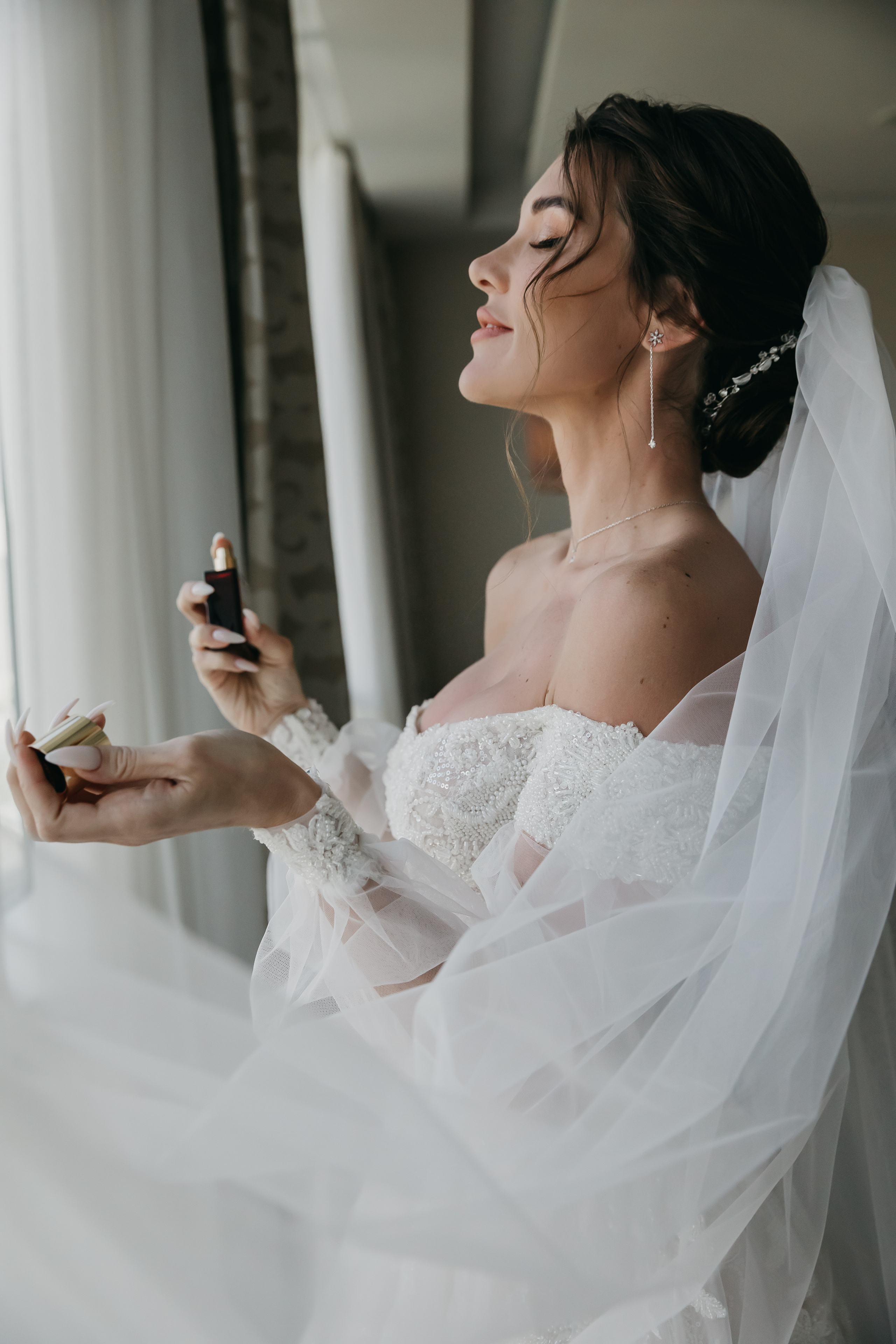 Свадебная фотосессия в отеле. Свадебный фотограф в Москве Екатерина Гусева