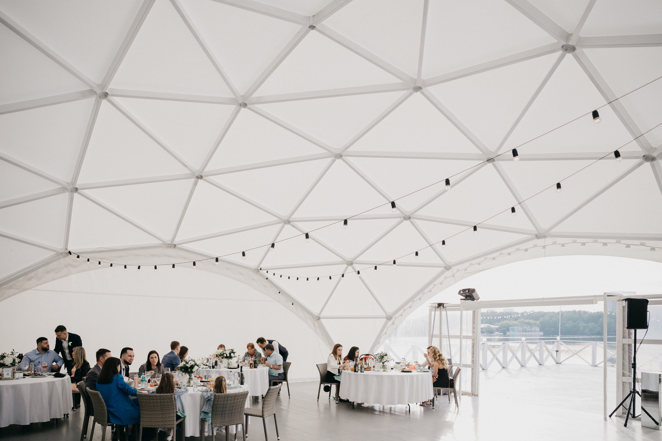 Свадебная фотосессия в Барвихе. Свадебный фотограф в Москве Екатерина Гусева