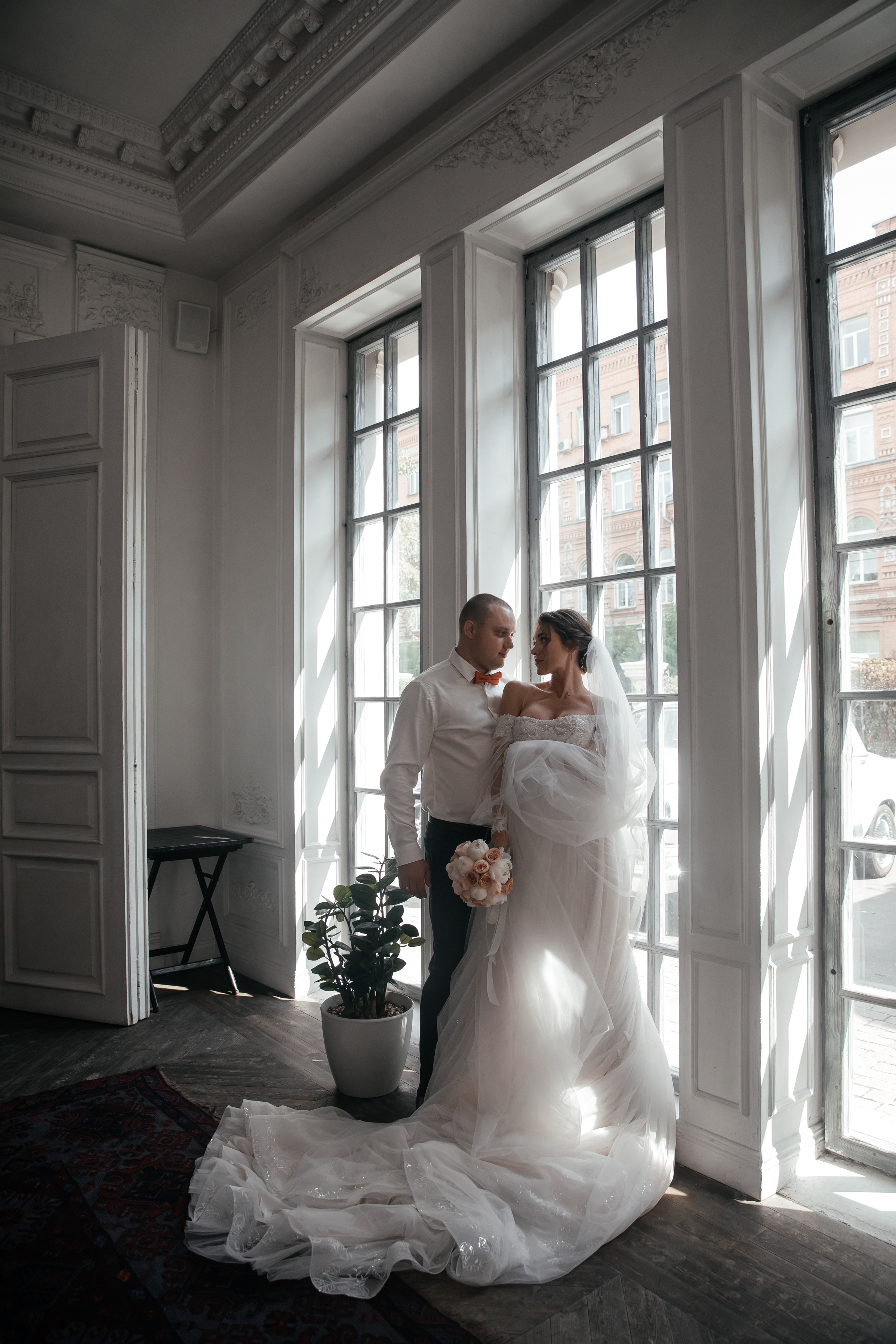 Свадебная фотосессия в отеле. Свадебный фотограф в Москве Екатерина Гусева
