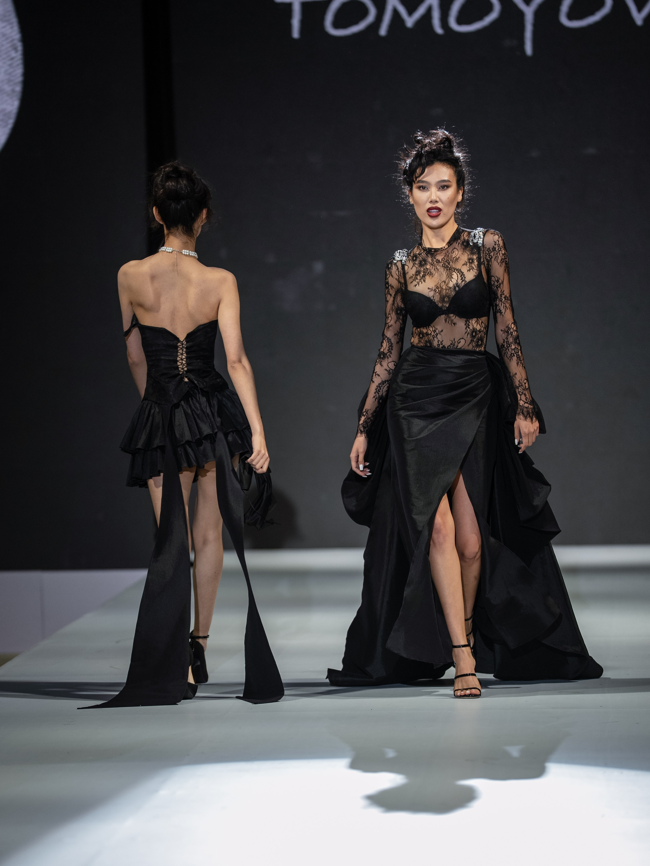 Eurasia Fashion Week Tomoyov. Сайт Алматинского НЮ АРТ, будуар и фэшн фотографа Дениса Карпенко