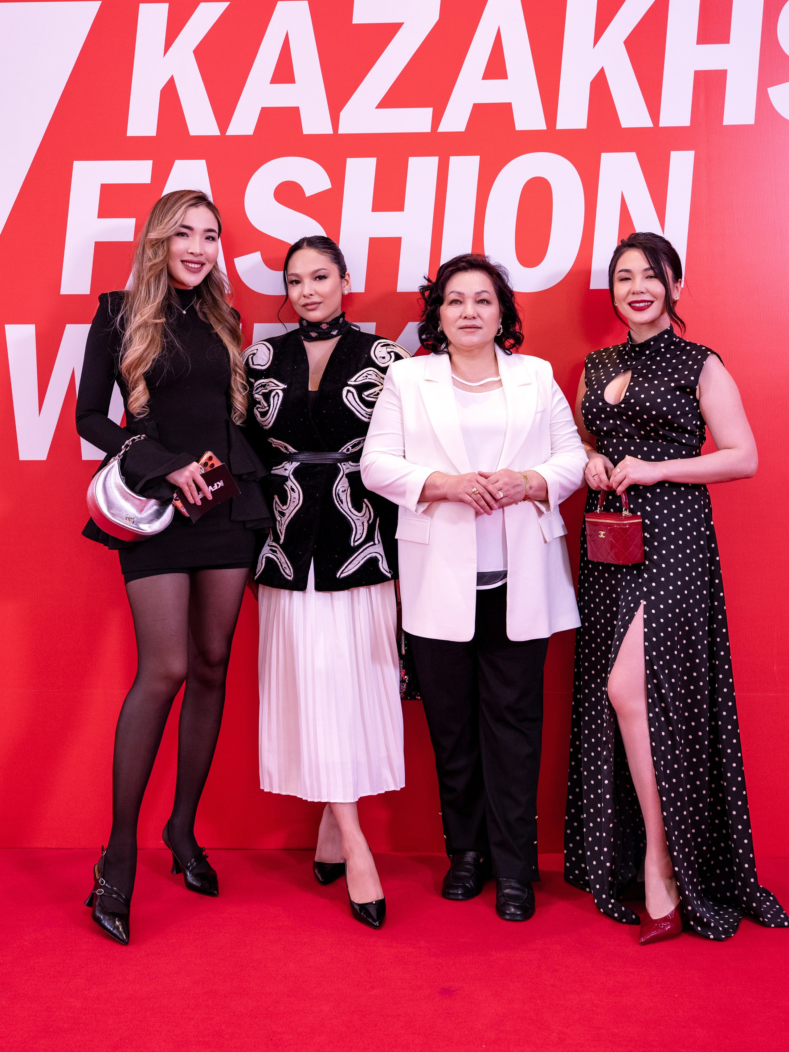 Backstage Day 1. Сайт Алматинского НЮ АРТ, будуар и фэшн фотографа Дениса Карпенко