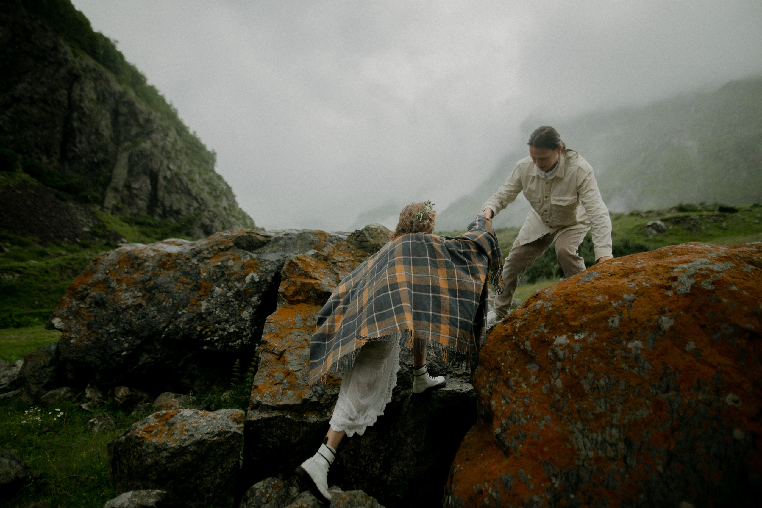 Nikita & Nastya. Wedding at Kazbeg. Свадебный фотограф Грузия Alex and Polly