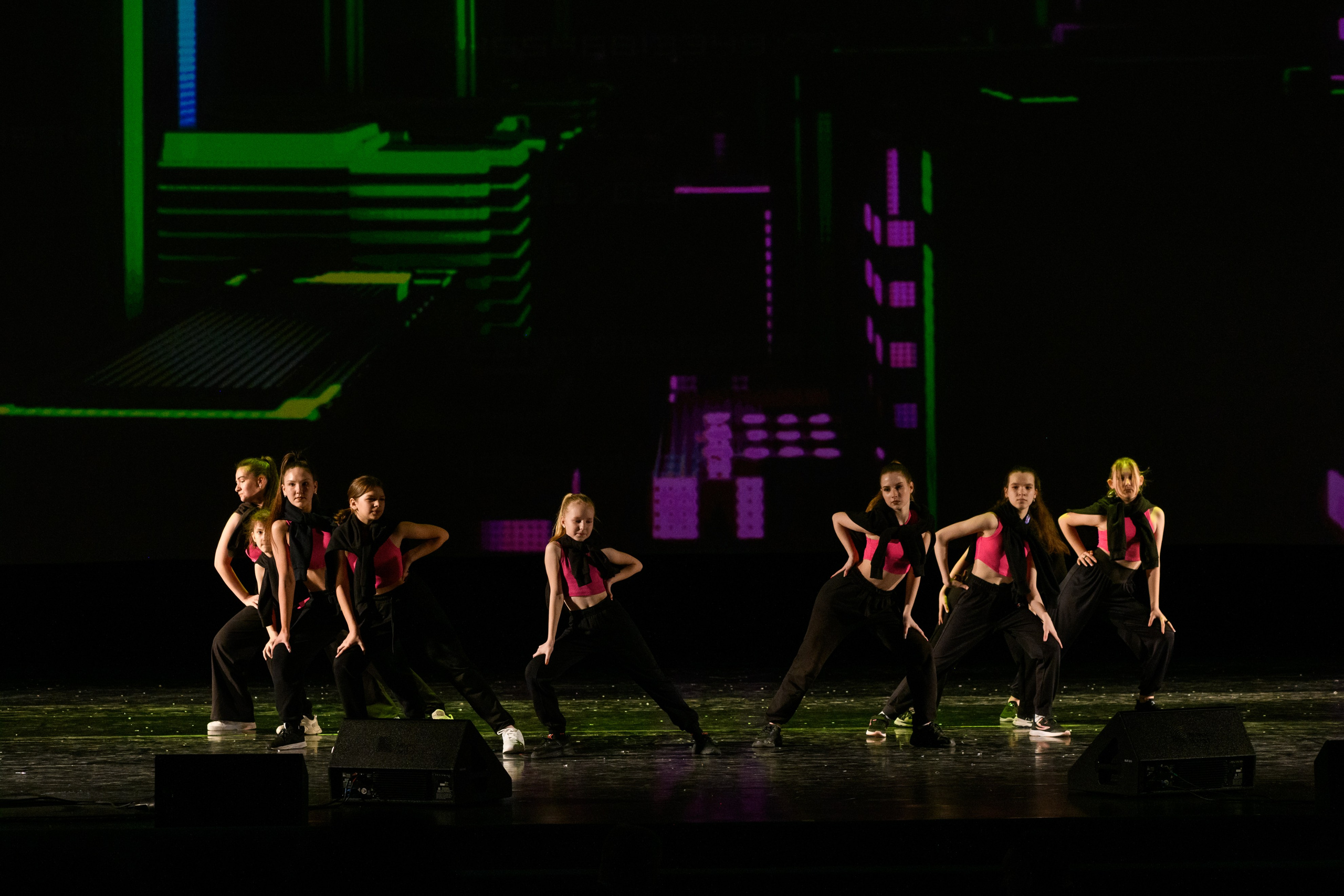 23 апреля, часть 2, БКЗ Октябрьский, г. Санкт-Петербург. Золотое яблочко