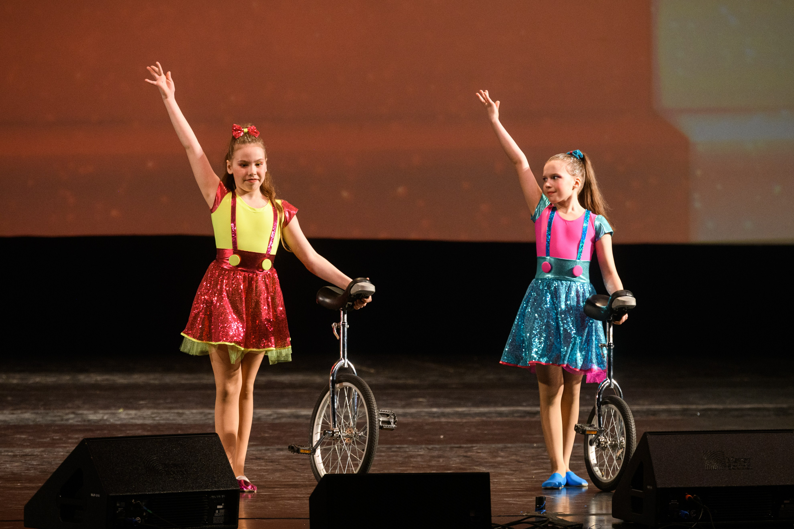 23 апреля, часть 1, БКЗ Октябрьский, г. Санкт-Петербург. Золотое яблочко