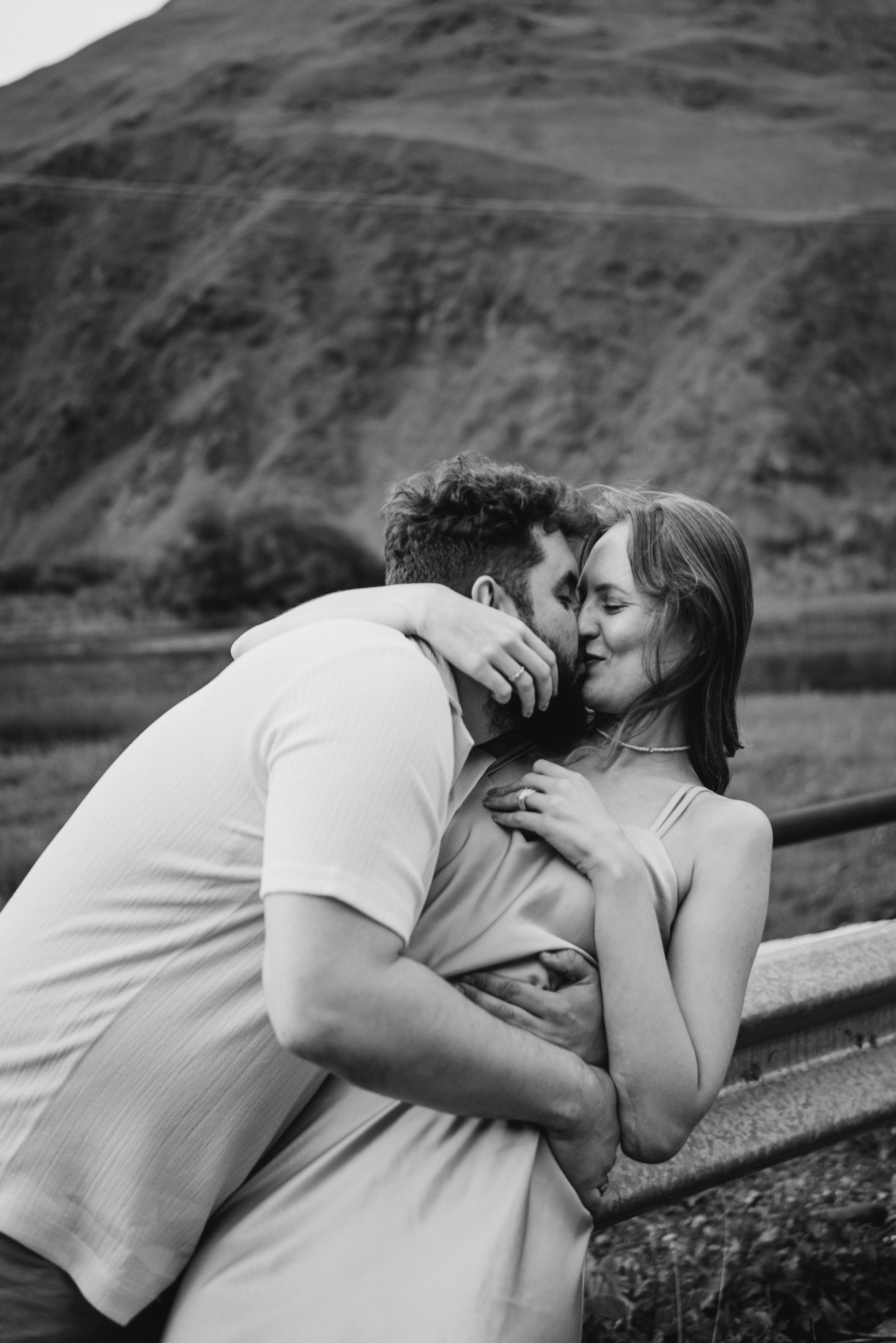 Парная серия в горах Казбеги. Портретный и свадебный фотограф в Тбилиси • xeniqo