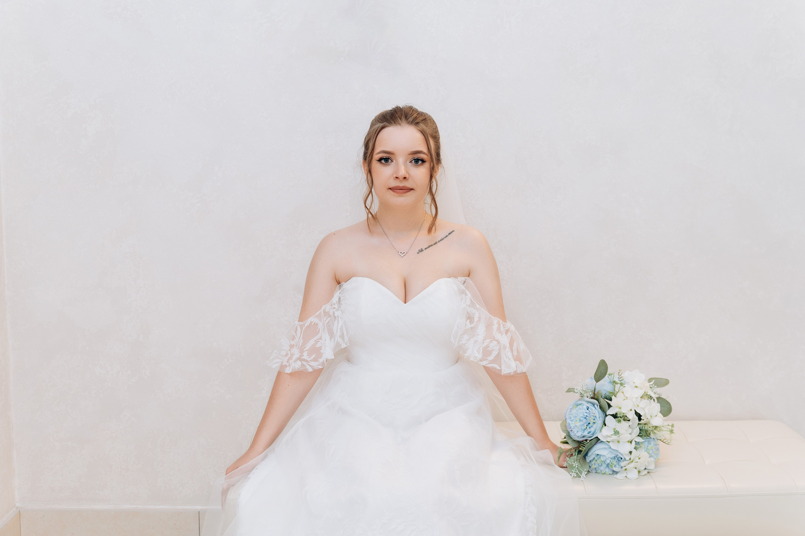 Прогулка, регистрация, банкет. Фотограф в Новосибирске