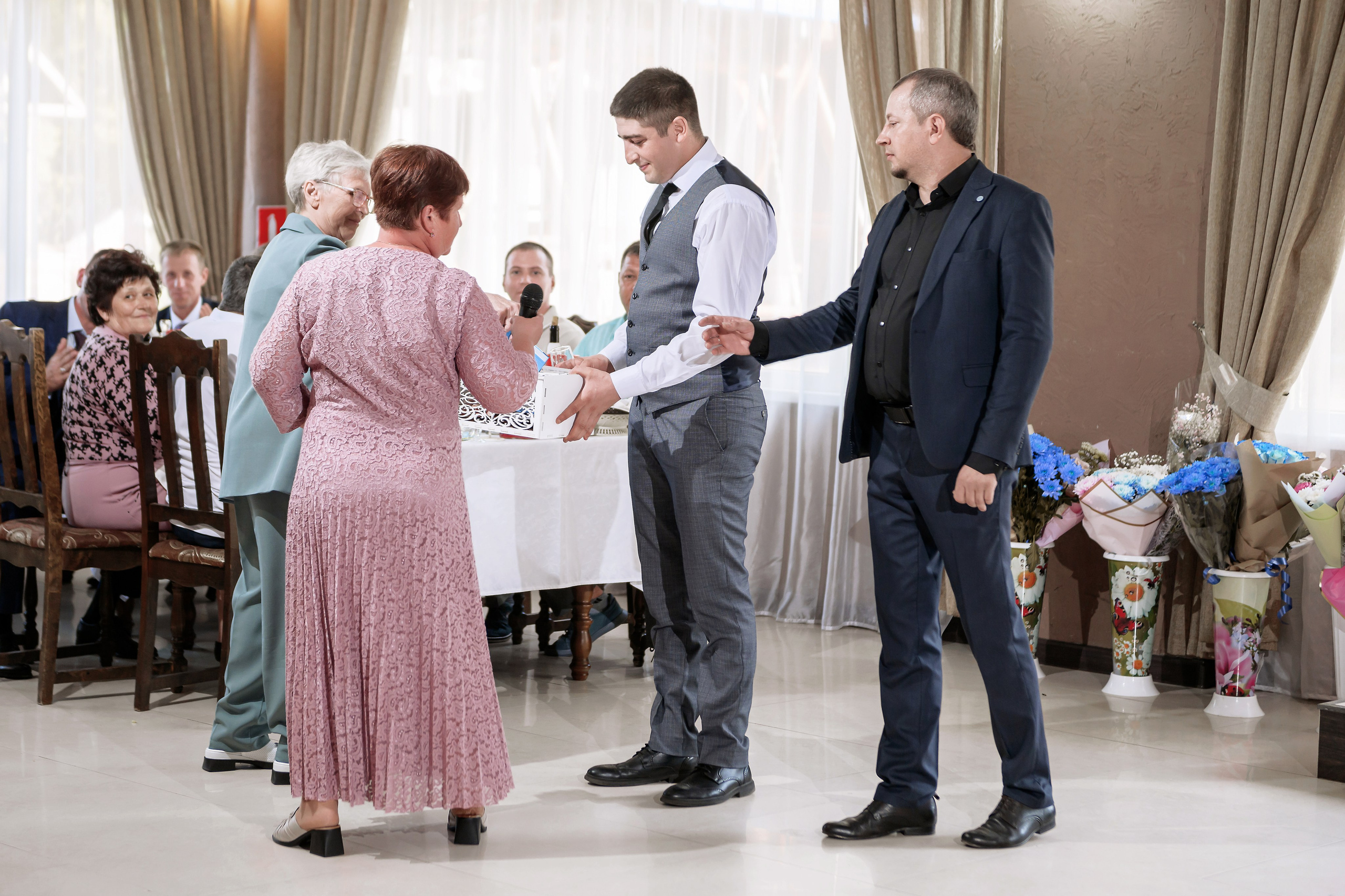 Эдуард и Виктория. Свадебный фотограф Белгород Валуйки Старый Оскол Воронеж