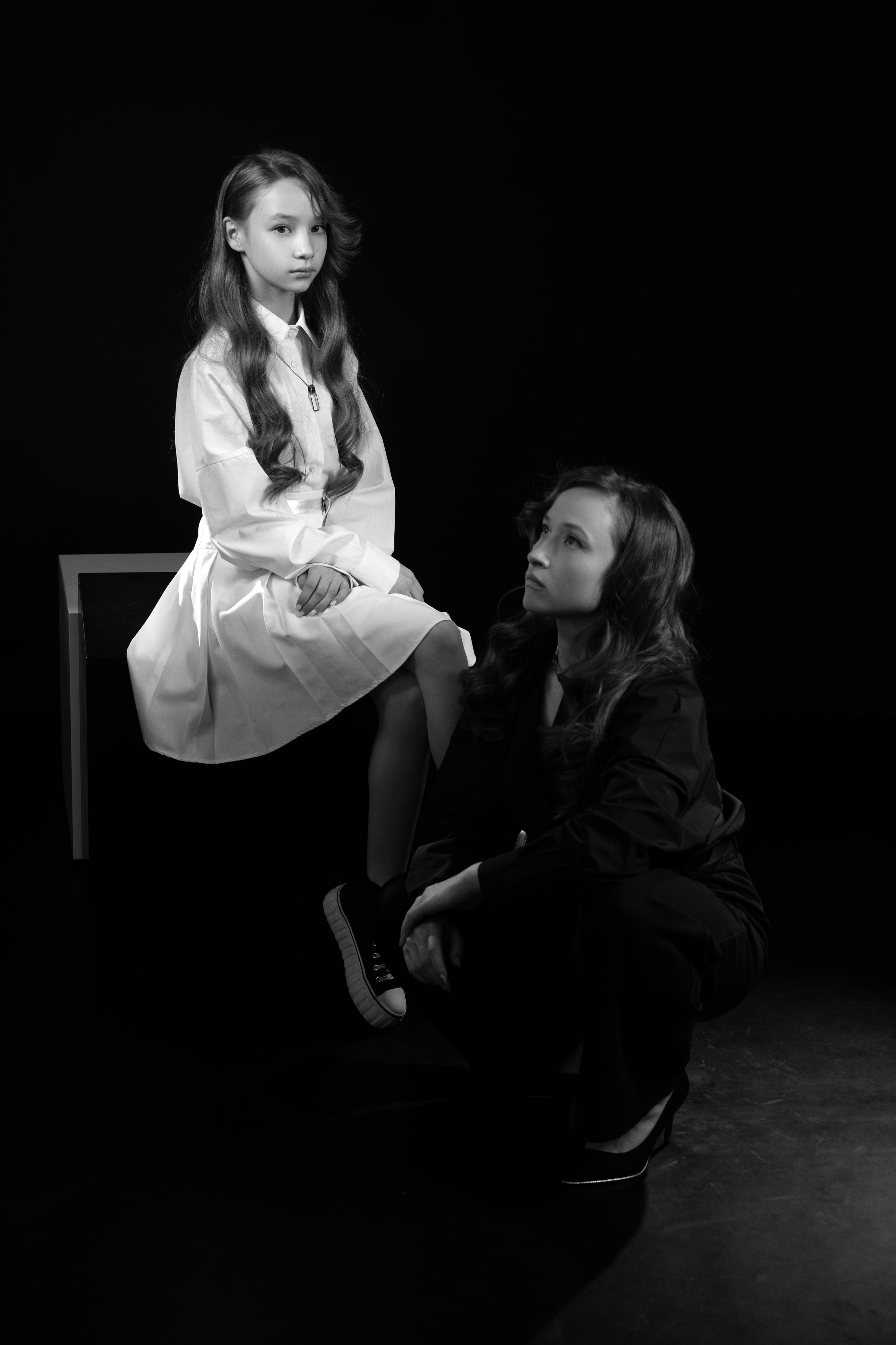 Регина и Аделина. Черное и белое