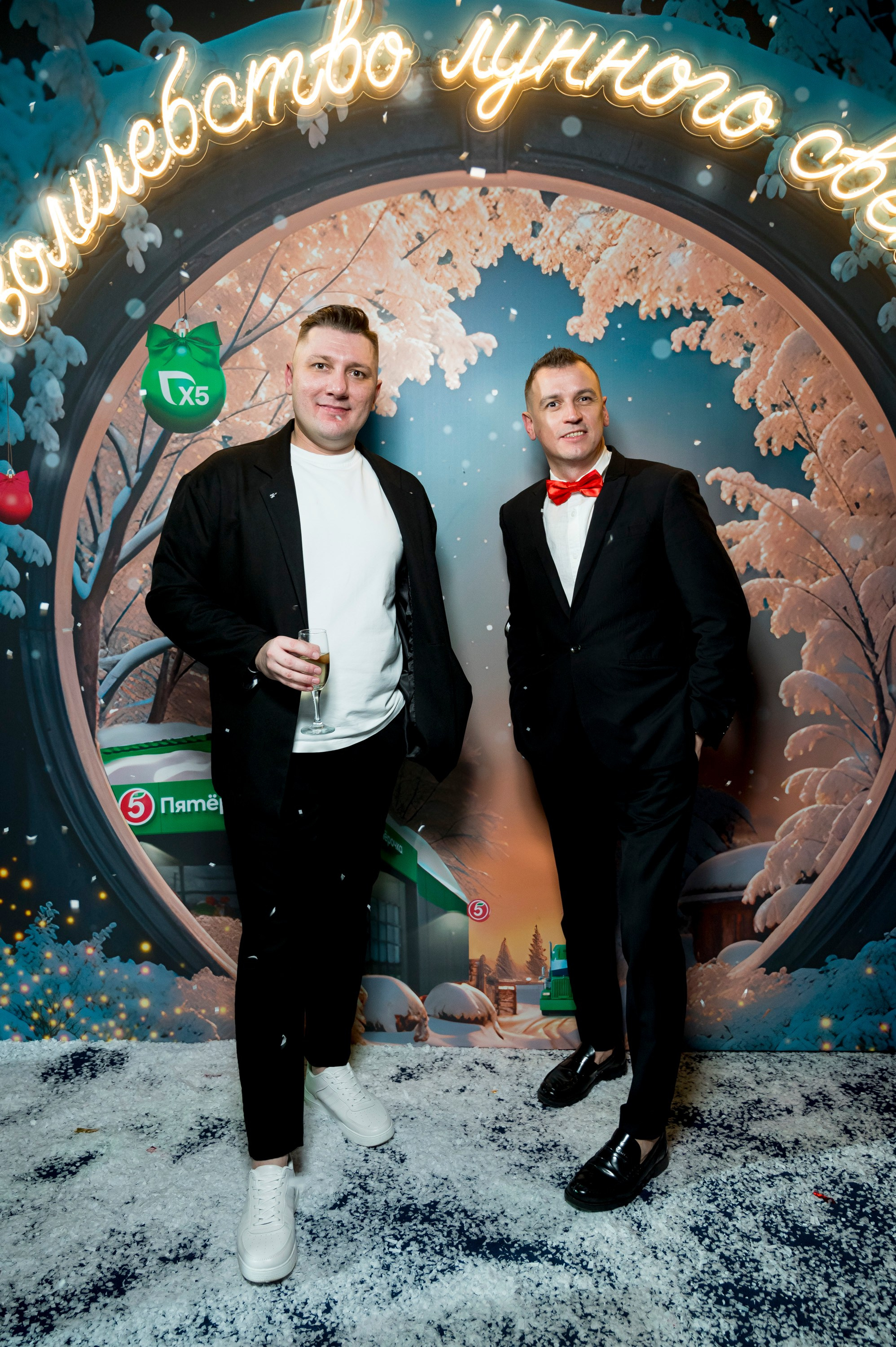 Новогодний корпоратив «Пятерочка». Репортажный фотограф и видеограф Слава Думчев. Тимбилдинги, отчетники, корпоративы