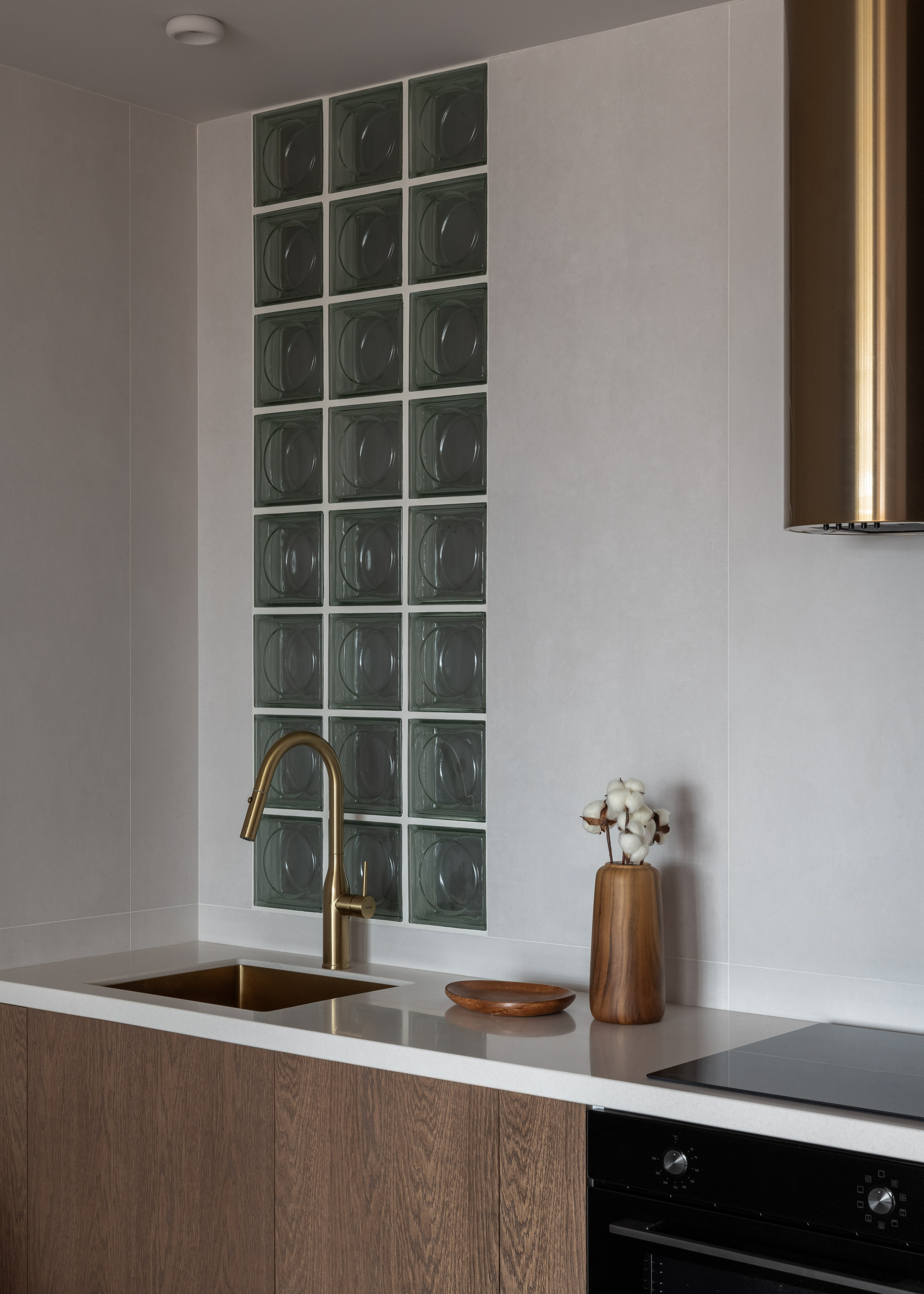 Ботаническая_ул_29. Вячеслав Лазарев фотографирую интерьеры