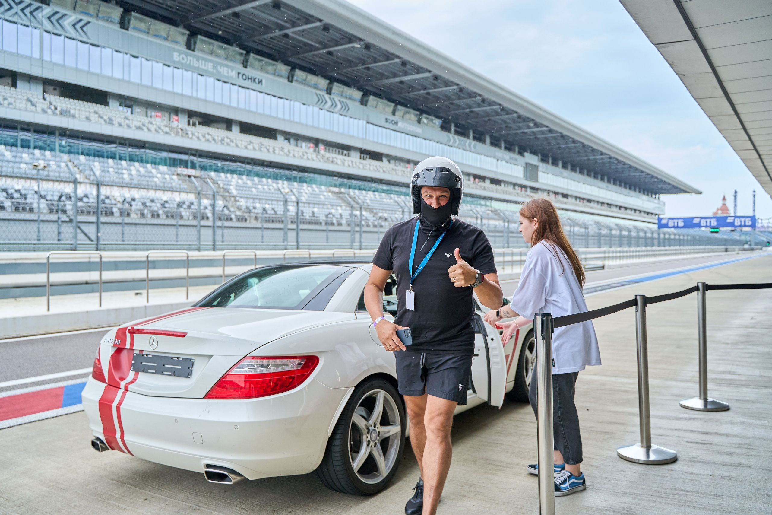 Формула 1 корпоративные заезды. Фото и видео съемка в Сочи Адлере Красной поляне