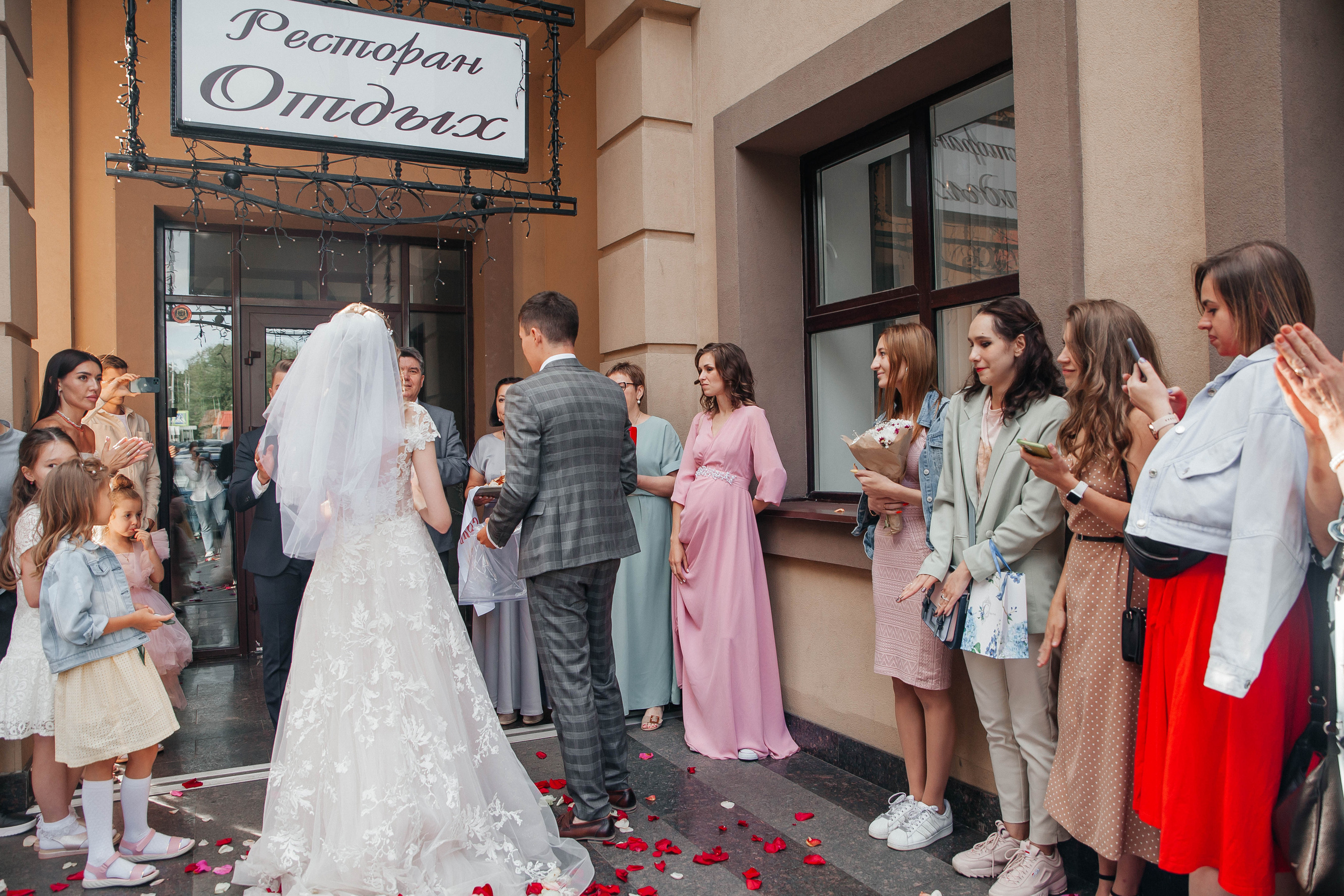 Петр и Диана. МУузей-заповедник Царицыно. Свадебный и семейный фотограф в Москве и Подмосковье Ольга Останина