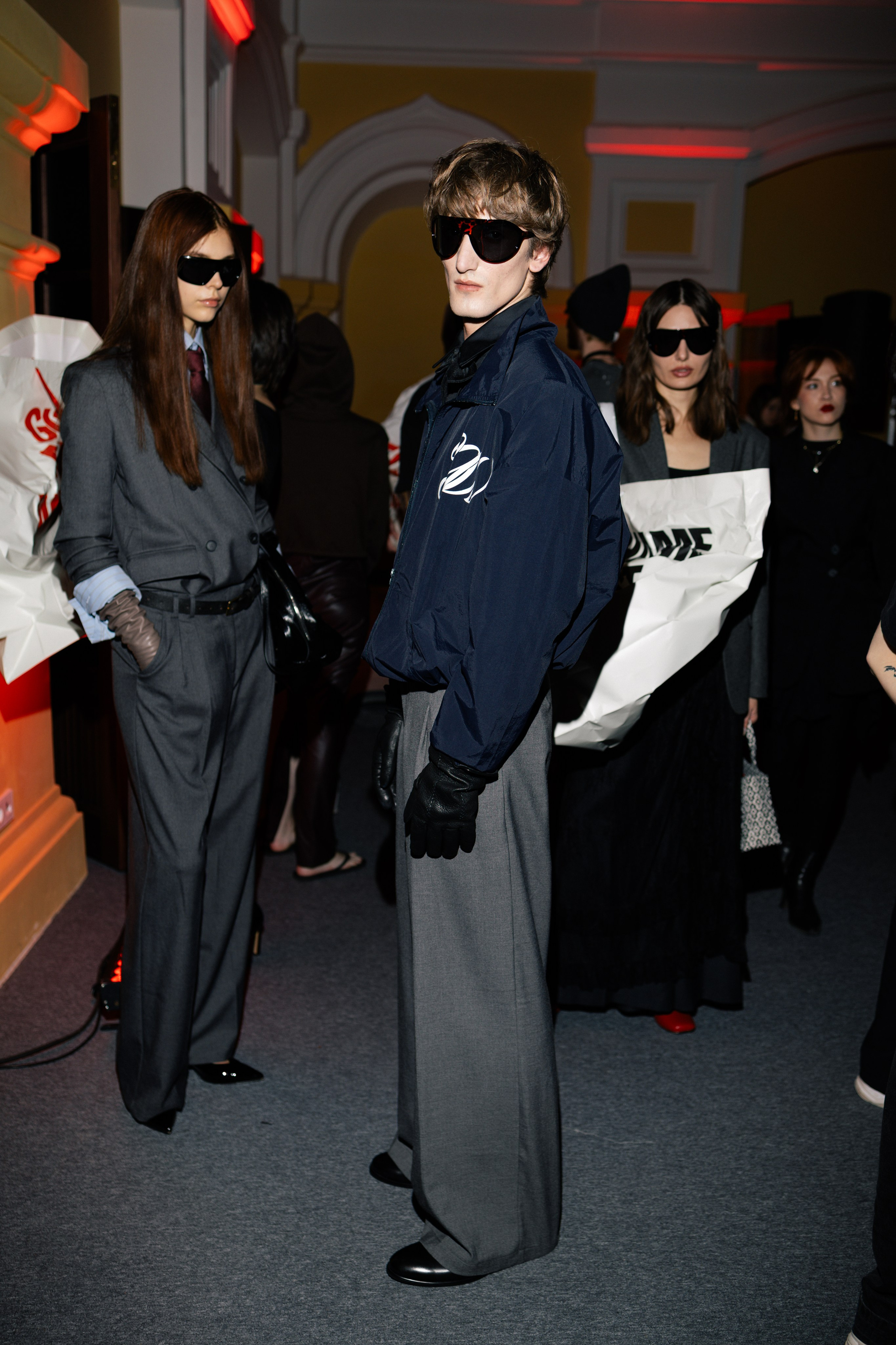 FASHION SHOW. Nikeli.mag