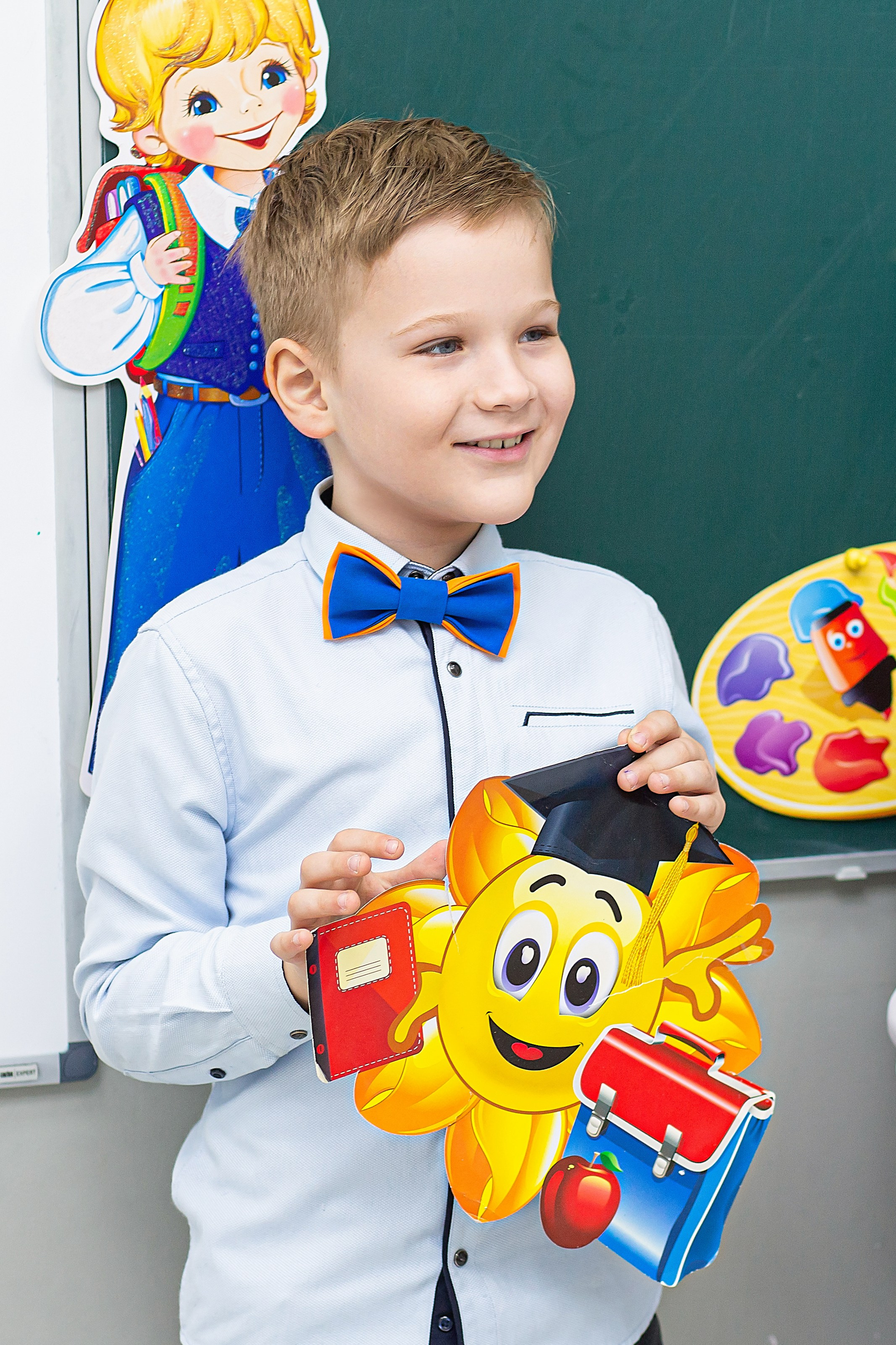 Фотосъёмка для выпускных альбомов из начальной школы. Свадебный, семейный, детский фотограф в Санкт-Петербурге