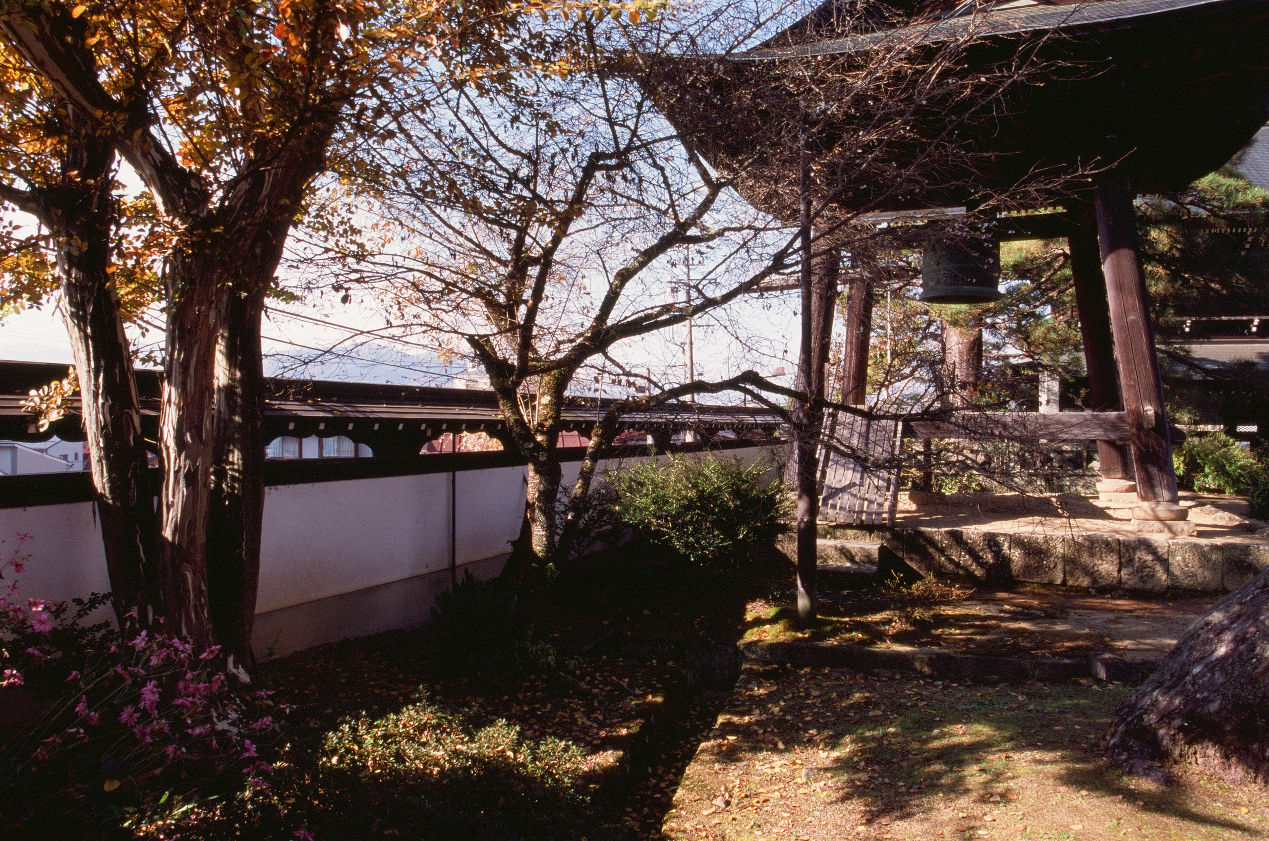 Out of noise // japan, takayama III. EVER EXPOSED