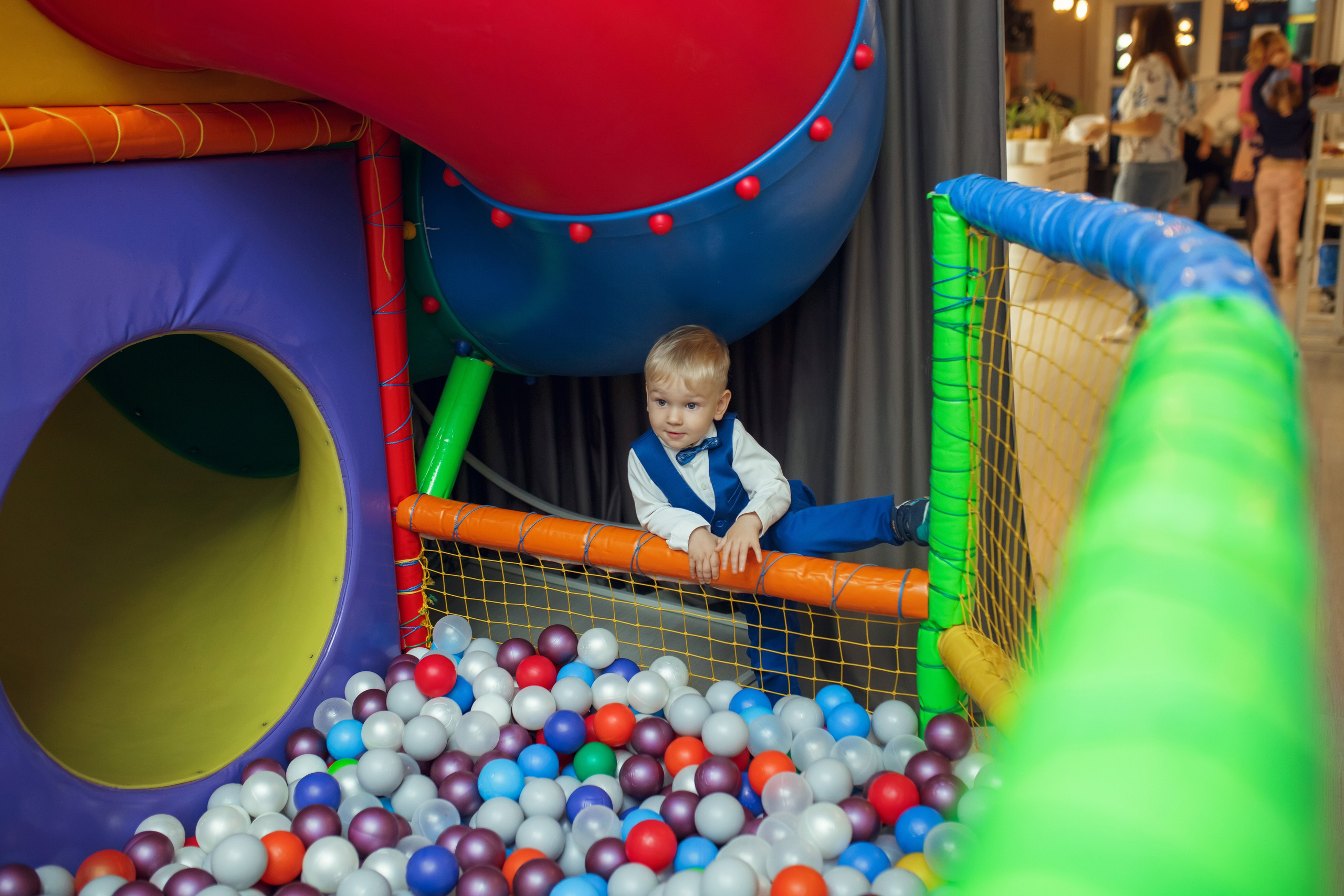 2 годика Артемию. Фотограф на Крещение, семейный фотограф в Москве