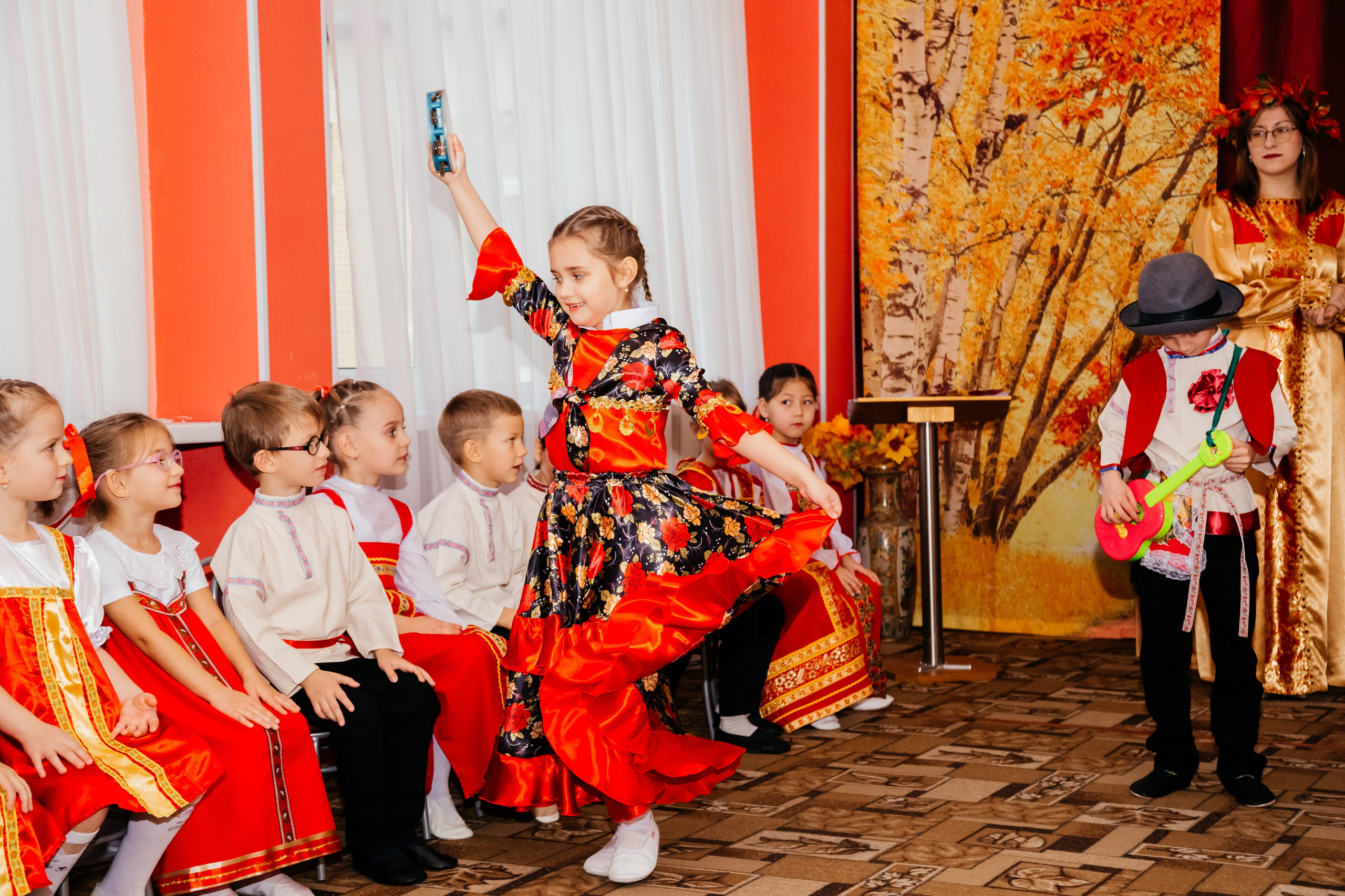 Праздник в садике. Семейный фотограф Любовь Саркеева