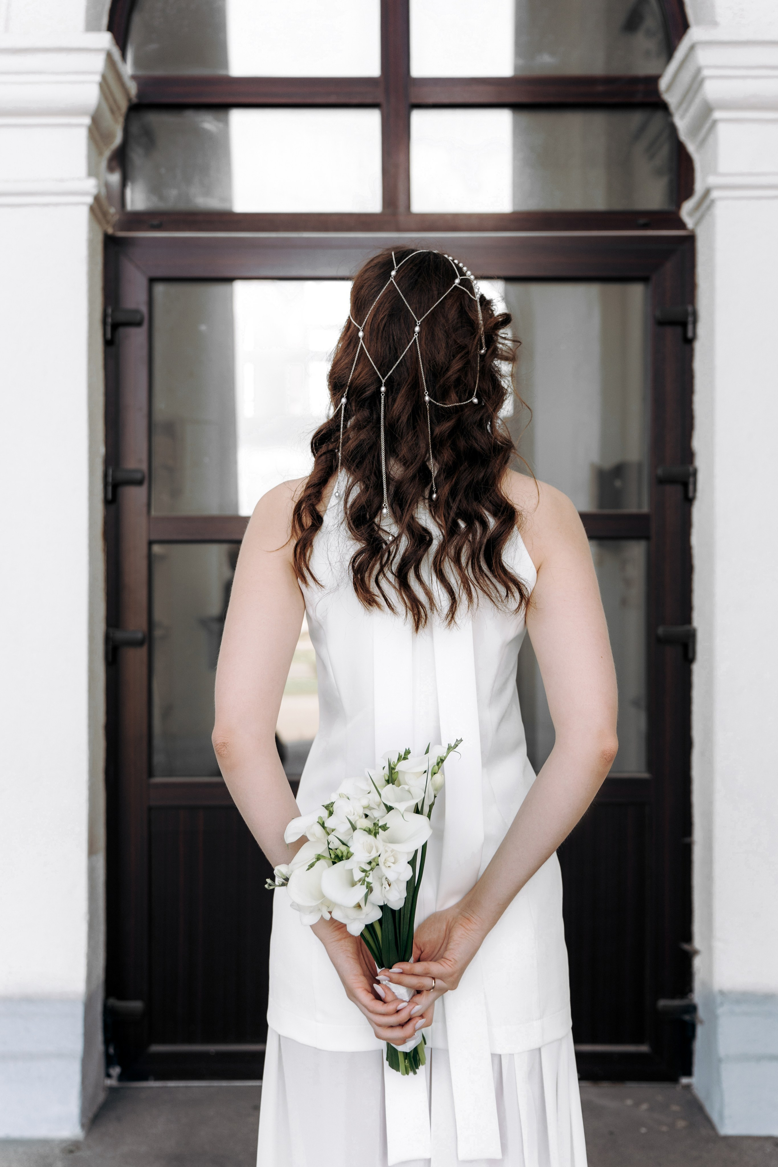 Любовь на фоне старого аэропорта. Ваш семейный фотограф в Минске — Вика Трегубова