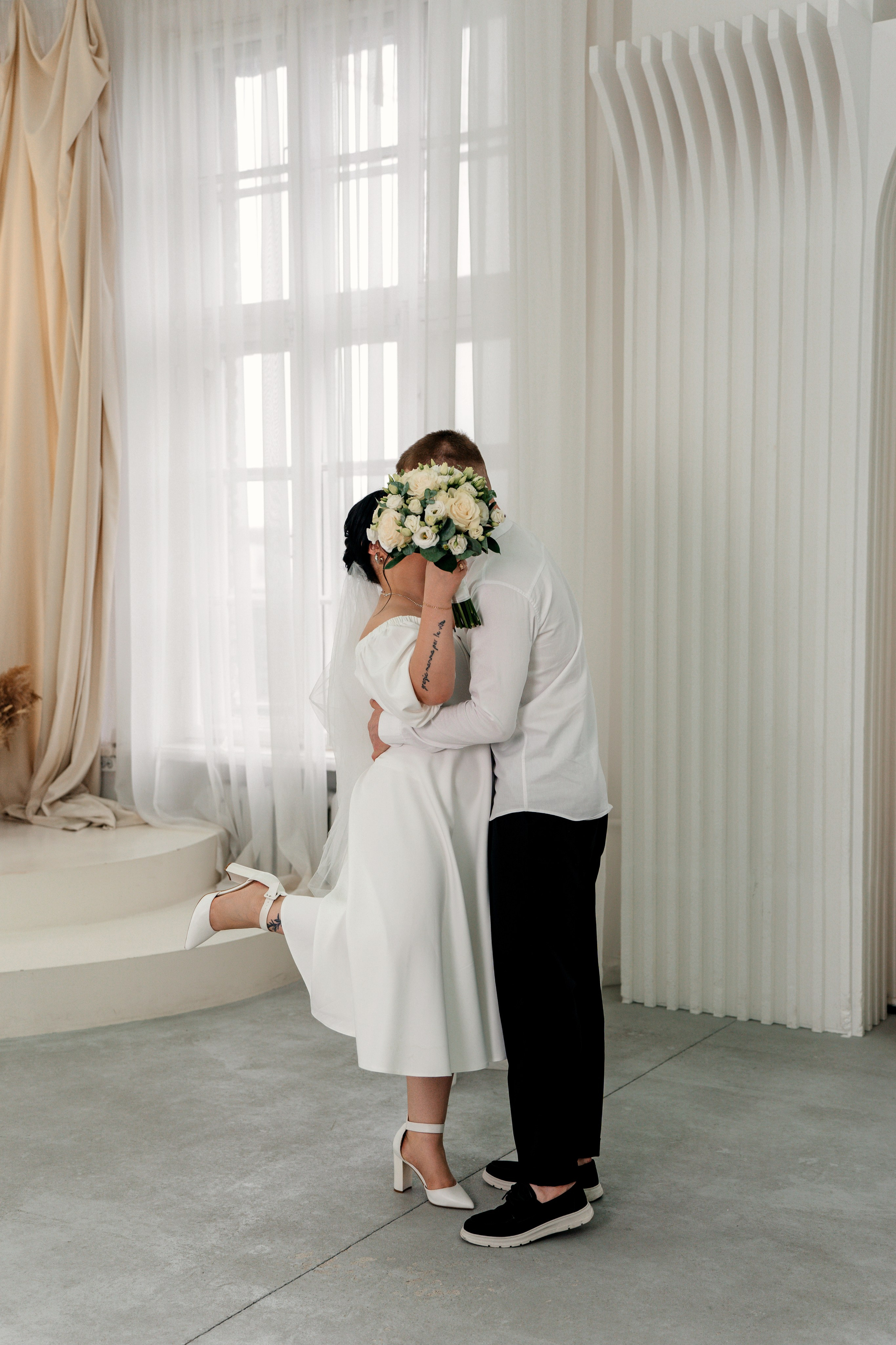 Студийная свадебная история любви. Ваш семейный фотограф в Минске — Вика Трегубова