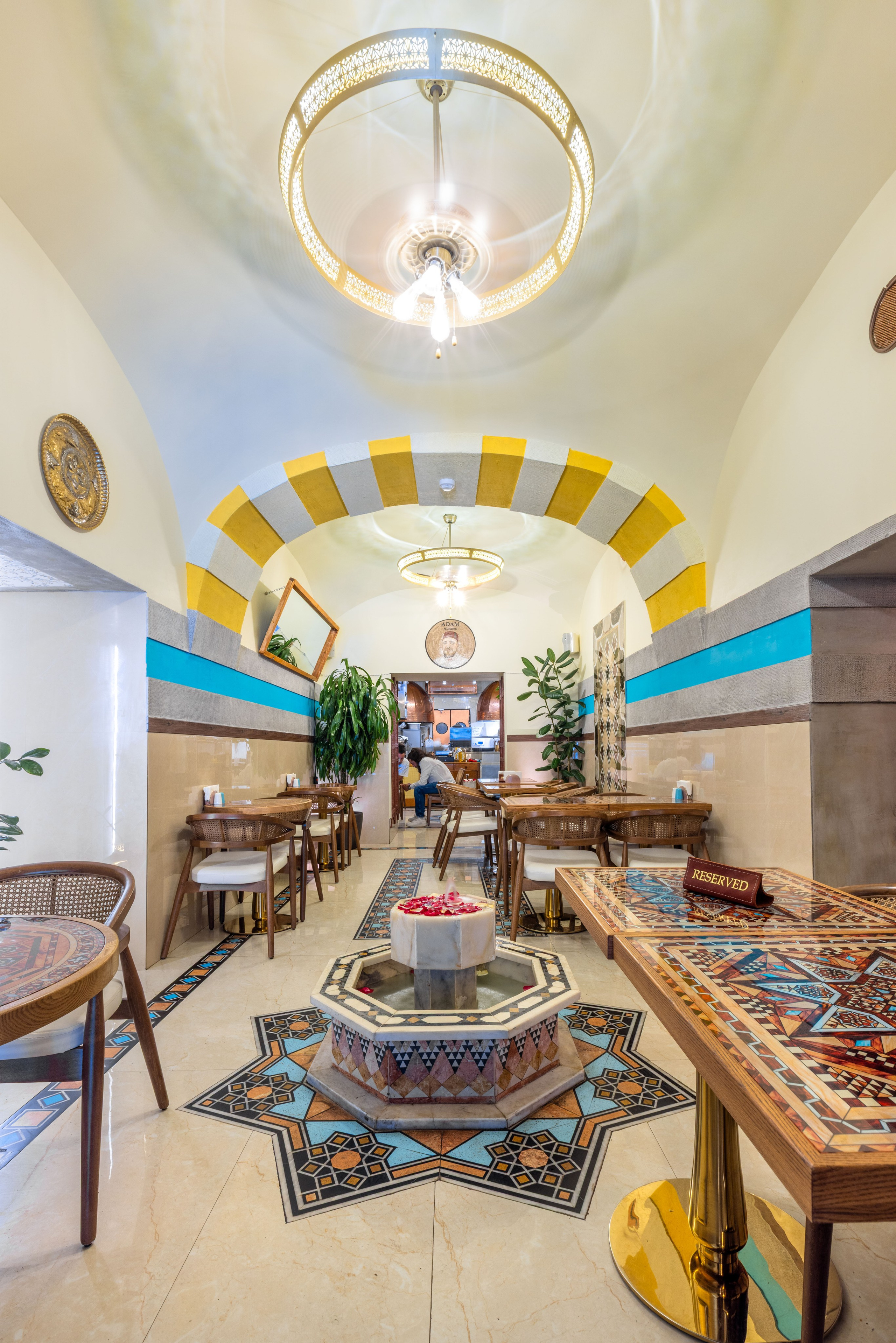 Фотосъёмка интерьера — Ресторана Ливанской Кухни «ADAM». Рекламный, предметный, репортажный, семейный фотограф и художник в Москве