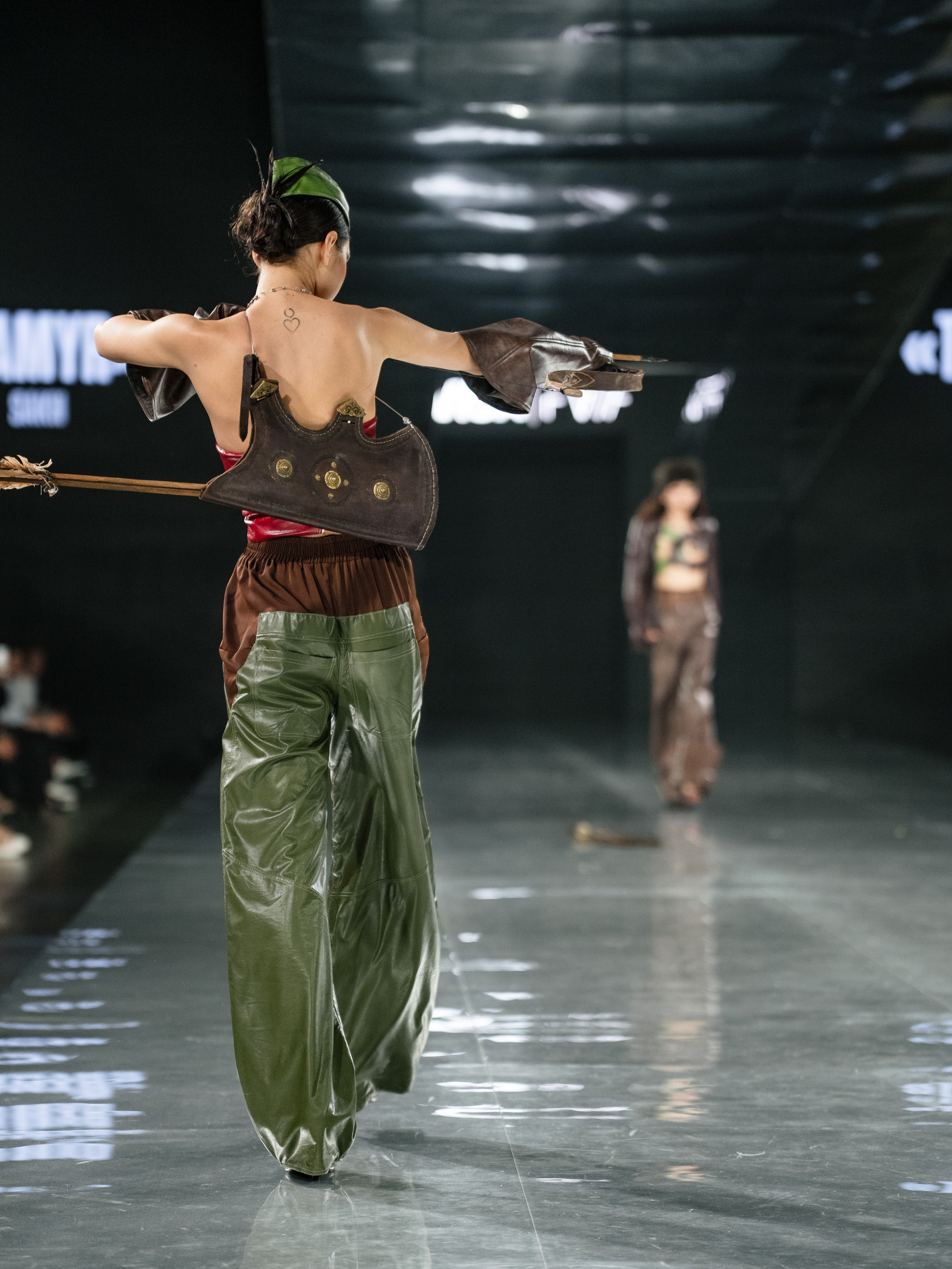Visa Fashion Week SAKH. Сайт Алматинского НЮ АРТ, будуар и фэшн фотографа Дениса Карпенко
