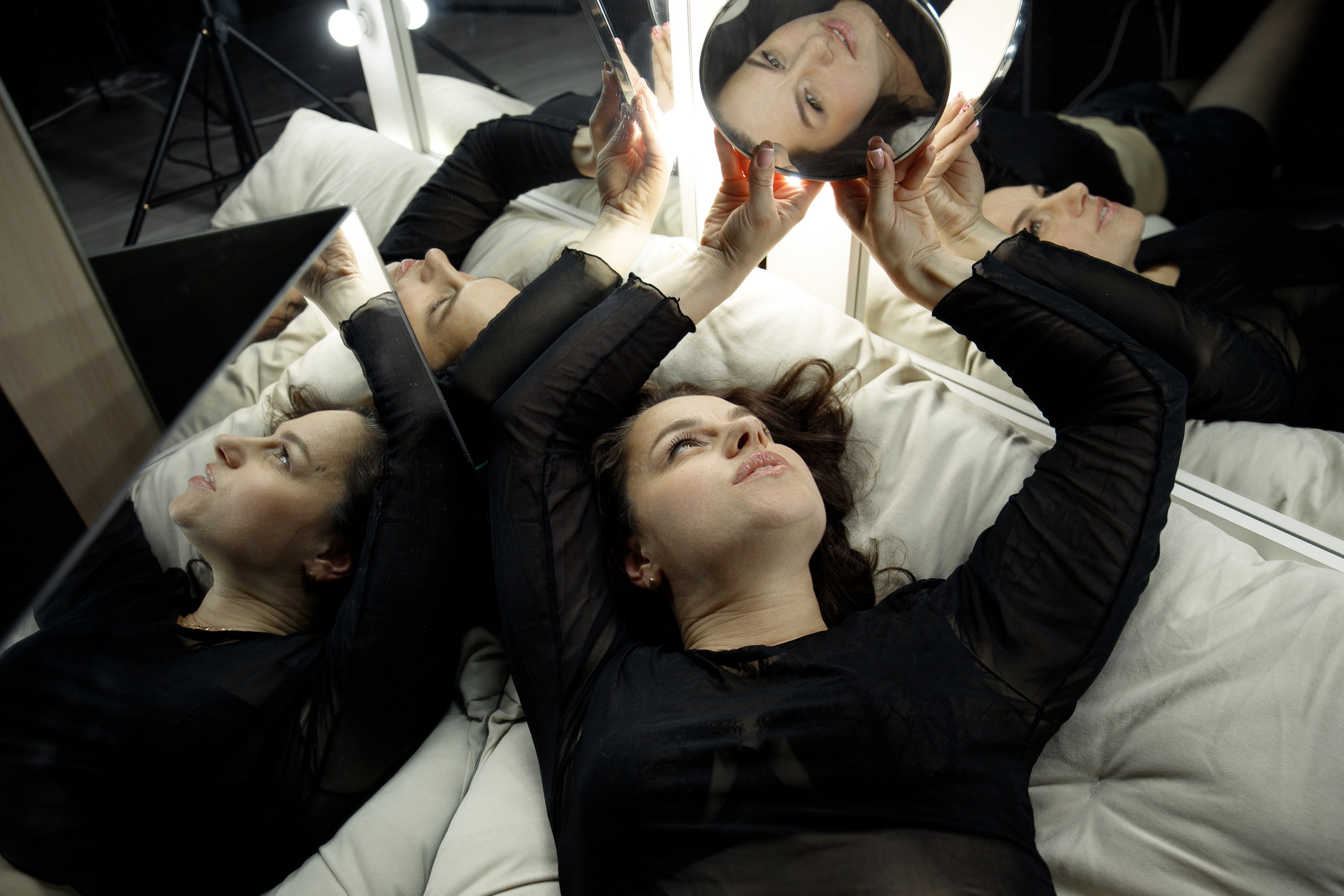 Татьяна с зеркалами