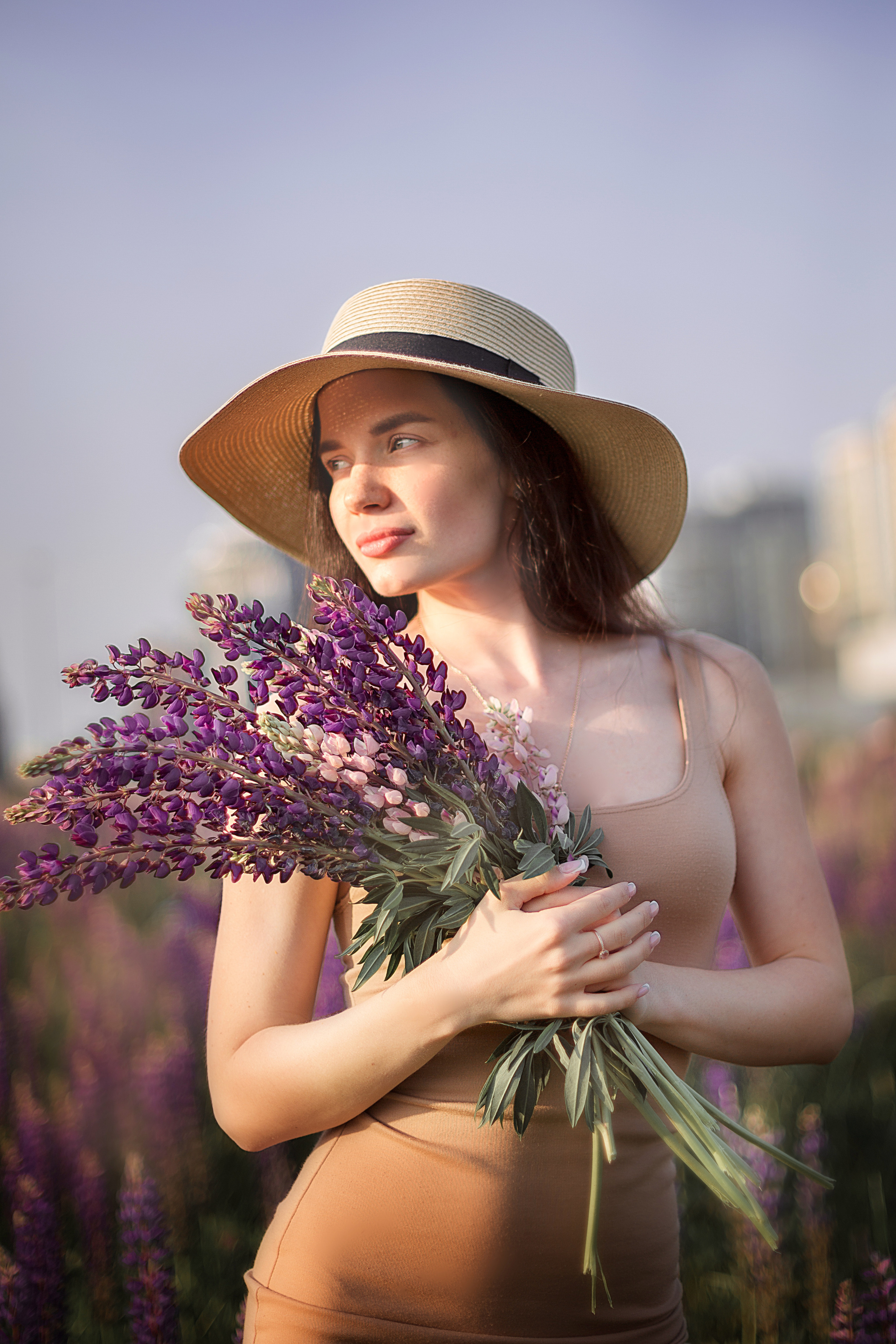 Фотосессия в люпинах с Ольгой. Детский и семейный фотограф в Санкт-Петербурге Светлана Тарасова