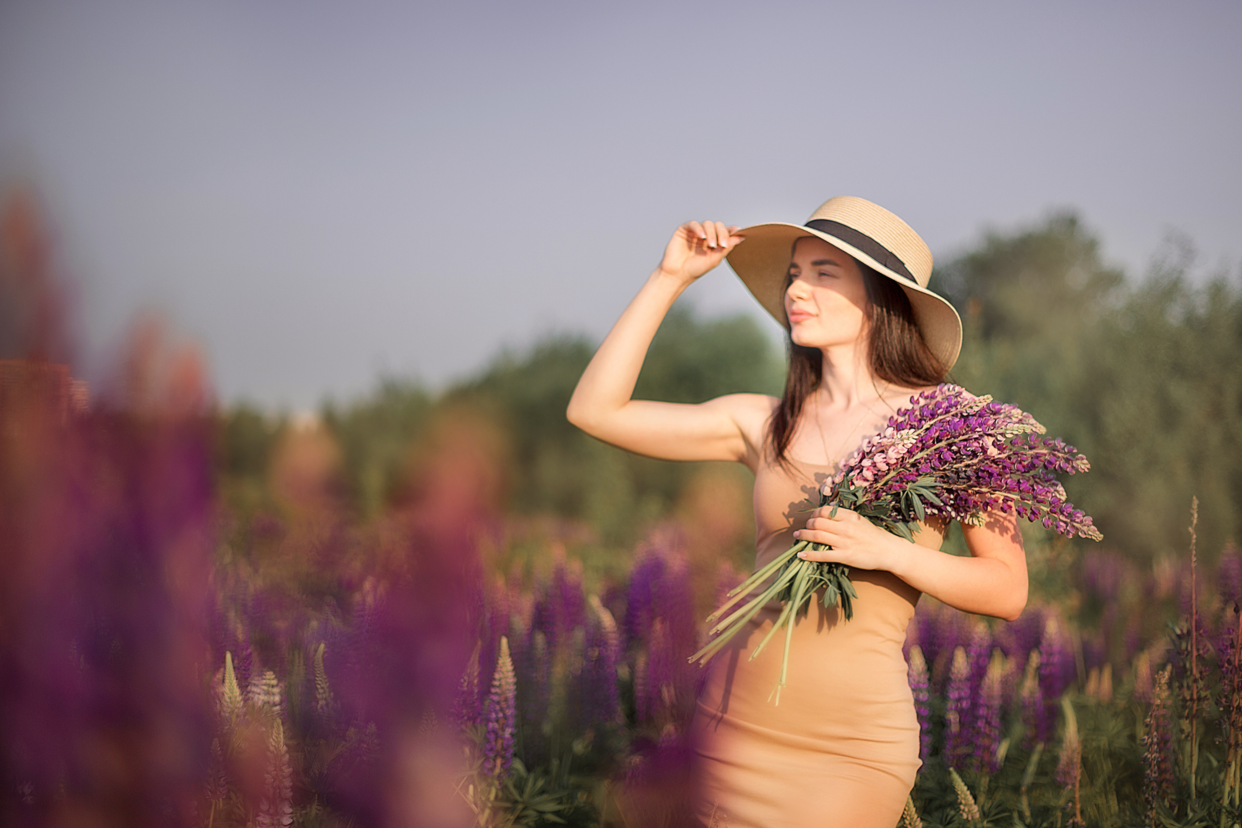 Фотосессия в люпинах с Ольгой. Детский и семейный фотограф в Санкт-Петербурге Светлана Тарасова