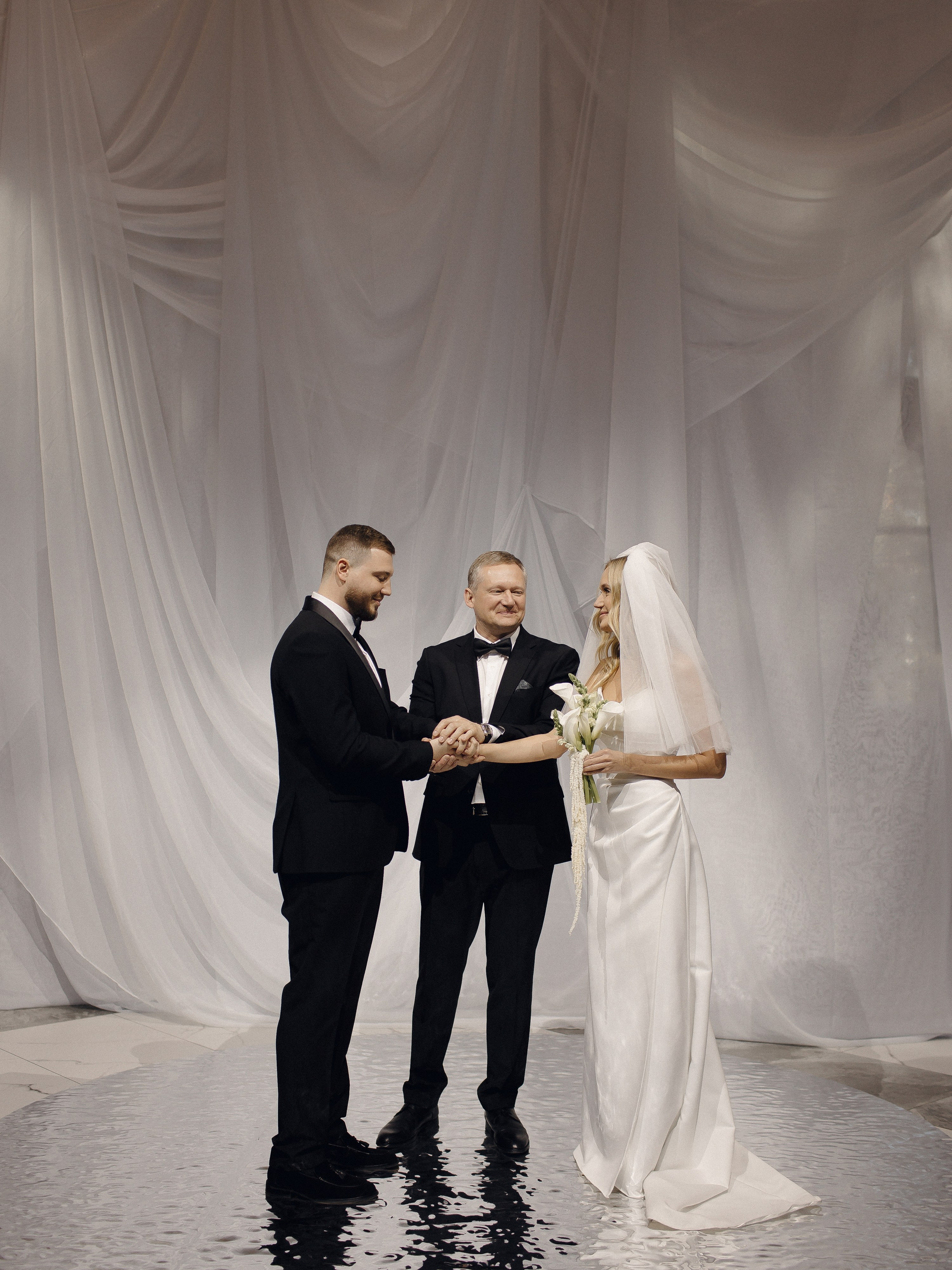 ПОЛИНА И ГЛЕБ, ПАРК СИТИ. Свадебный и индивидуальный фотограф в Челябинске Евгения Негодяева