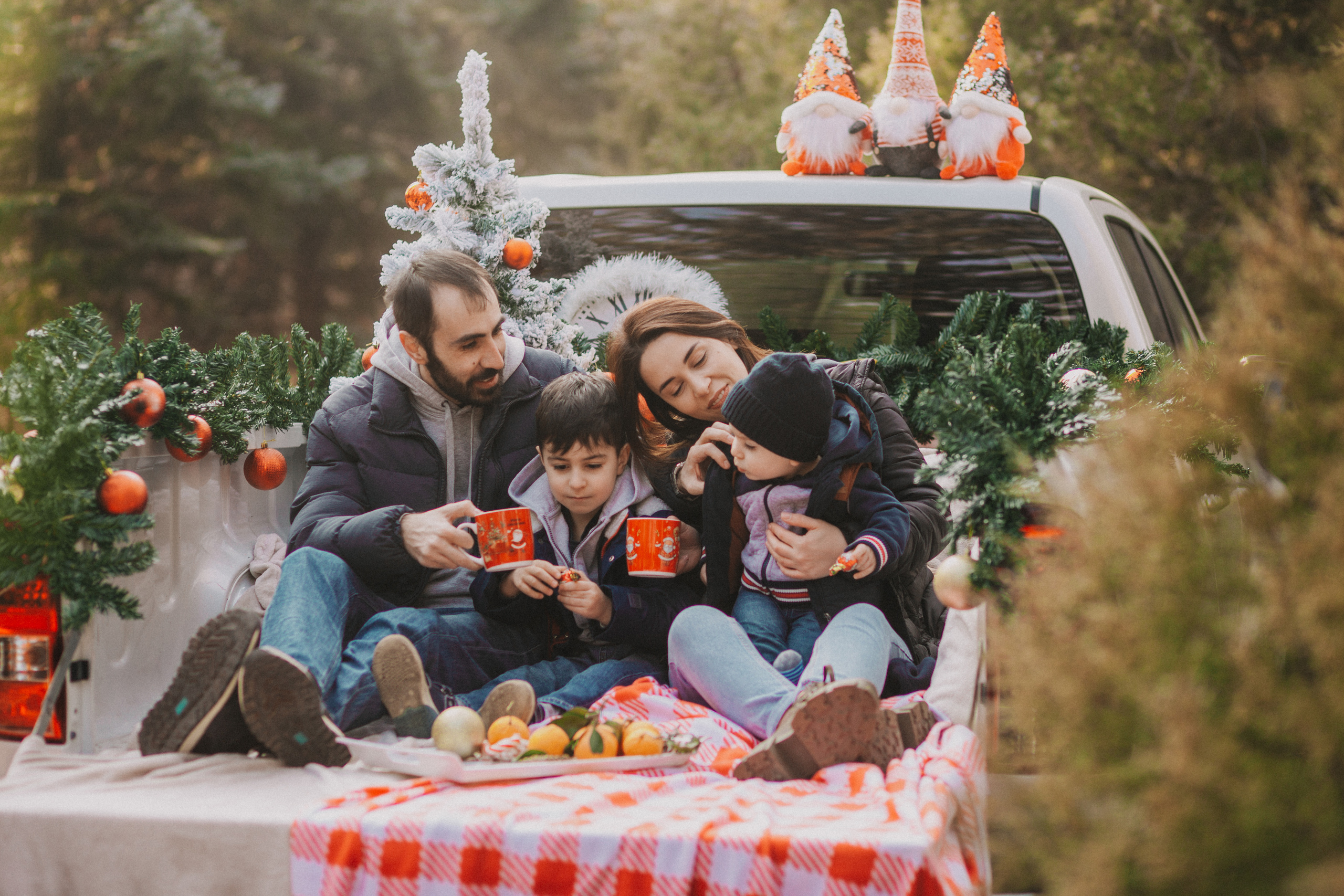 Beautiful Naira and her Family. Wedding and family photographer Nina Pavlovets