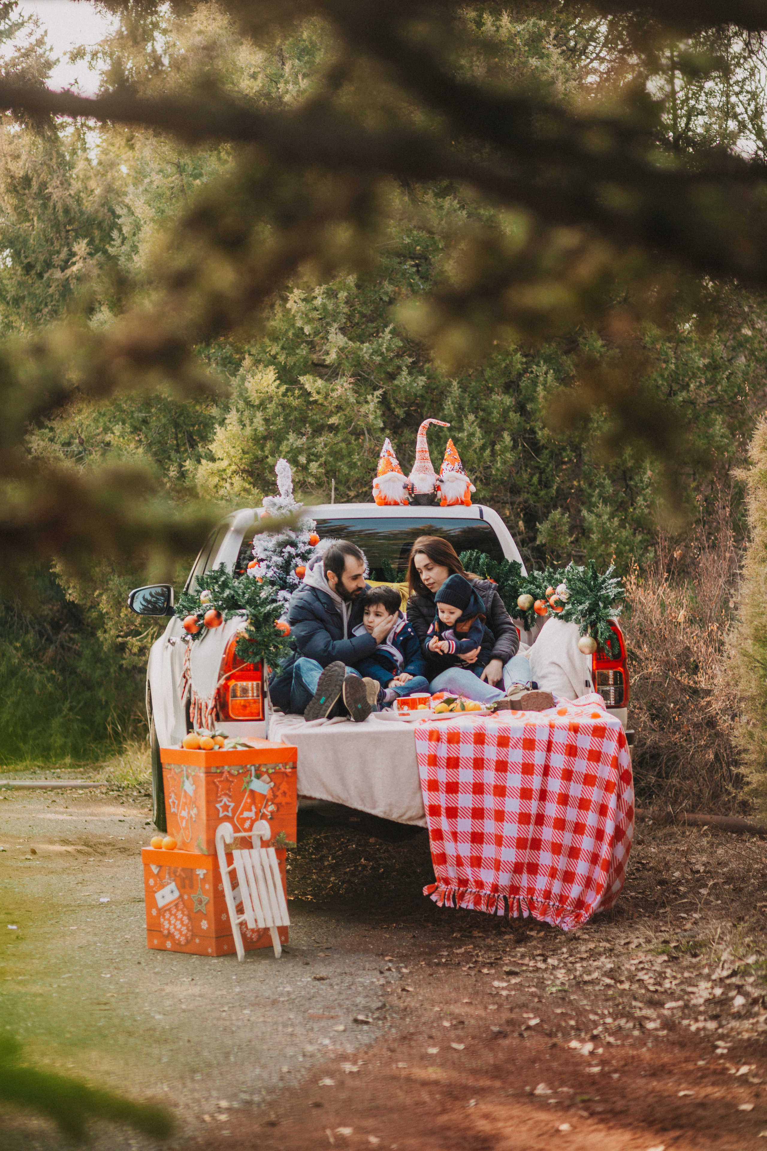 Beautiful Naira and her Family. Wedding and family photographer Nina Pavlovets