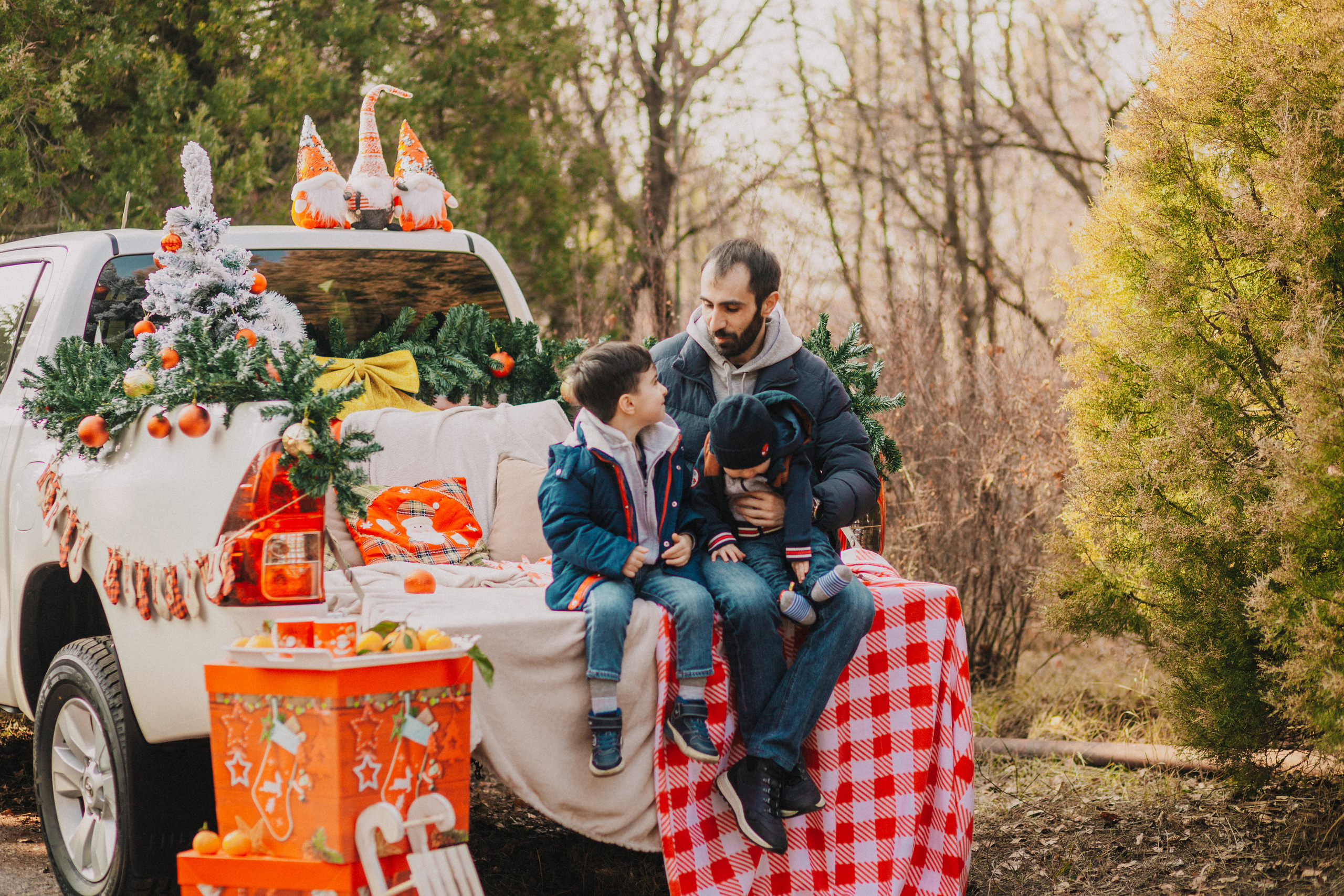 Beautiful Naira and her Family. Wedding and family photographer Nina Pavlovets