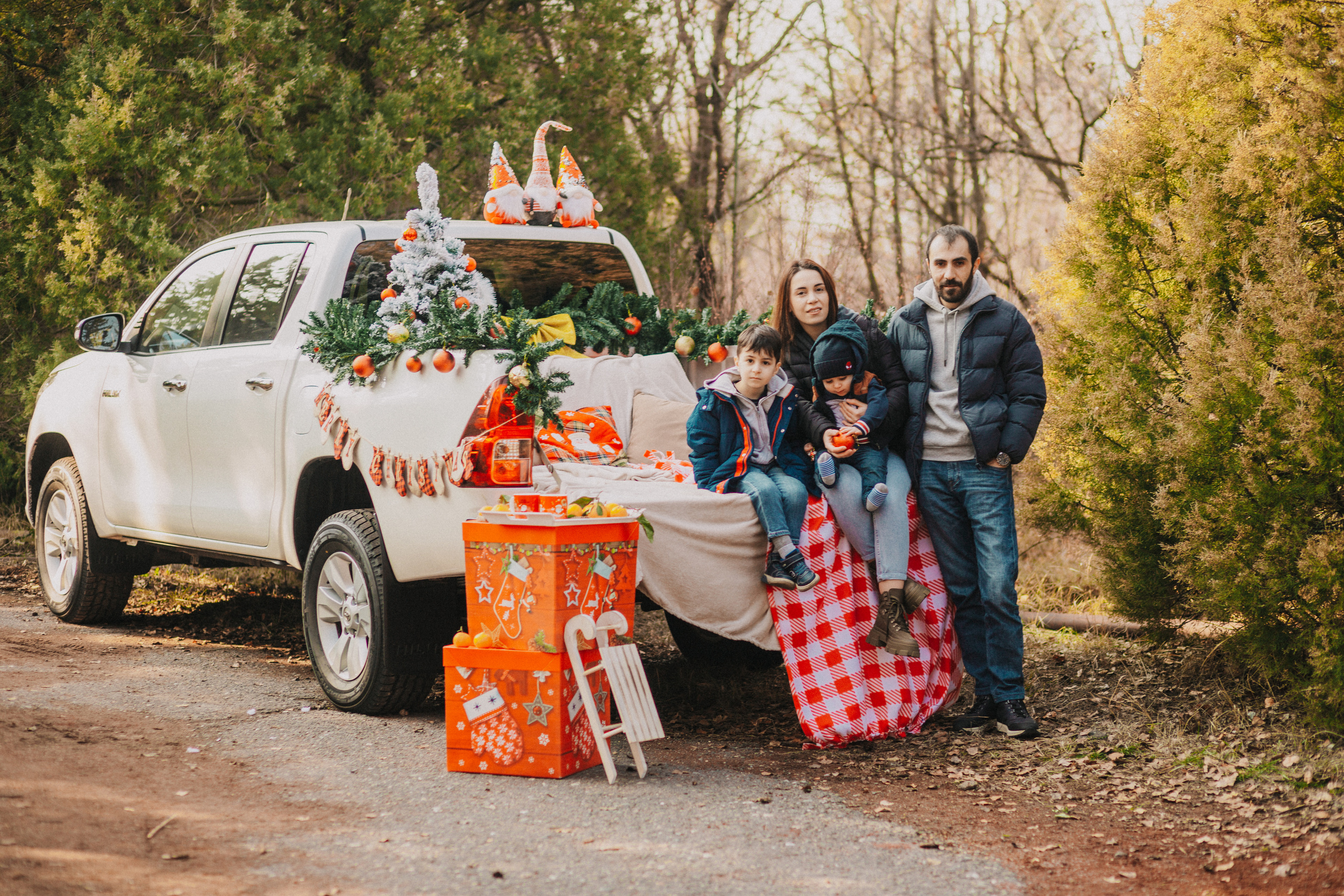Beautiful Naira and her Family. Wedding and family photographer Nina Pavlovets