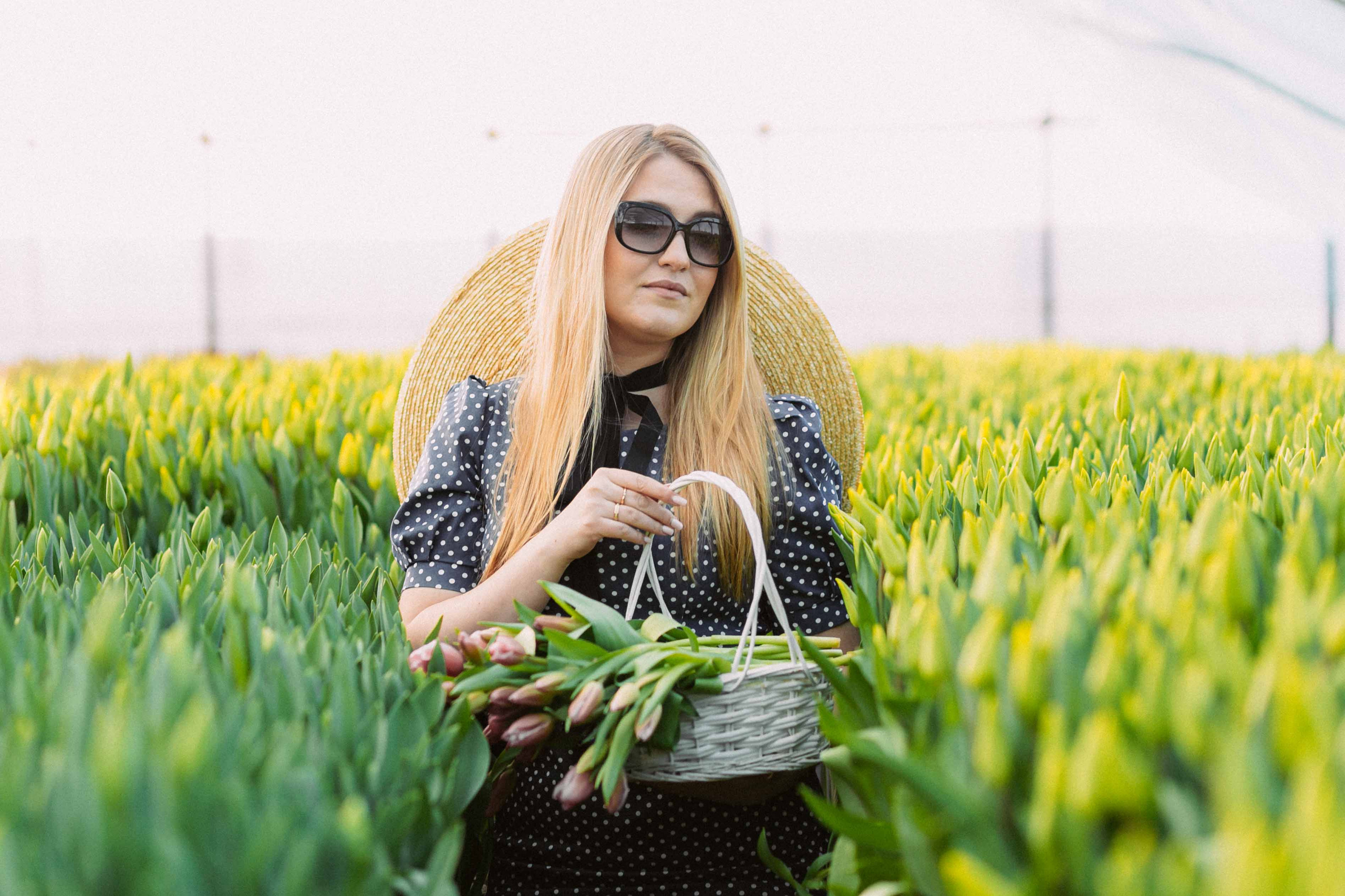 Lady&Flowers. Wedding and family photographer Nina Pavlovets