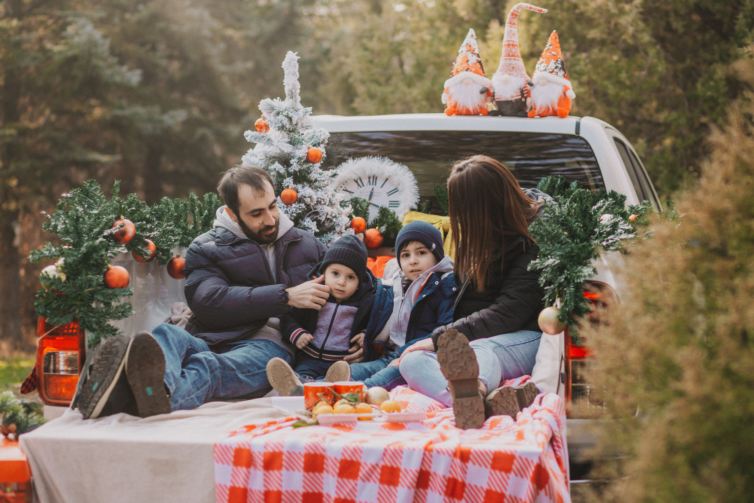 Beautiful Naira and her Family. Wedding and family photographer Nina Pavlovets