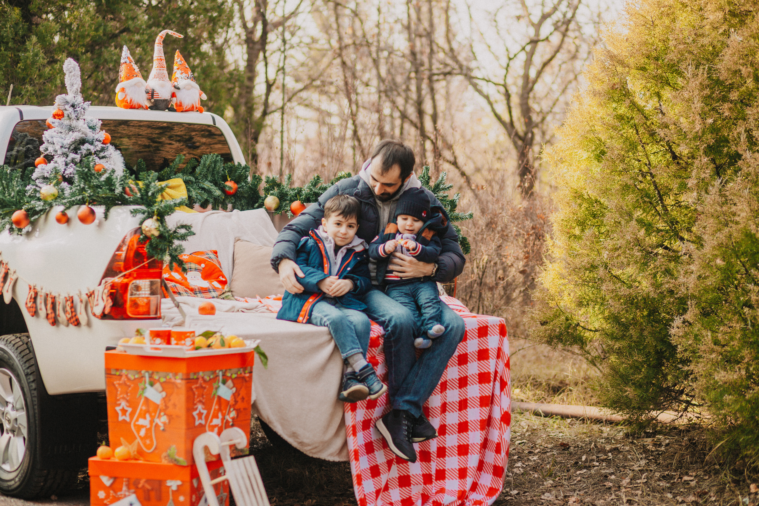 Beautiful Naira and her Family. Wedding and family photographer Nina Pavlovets