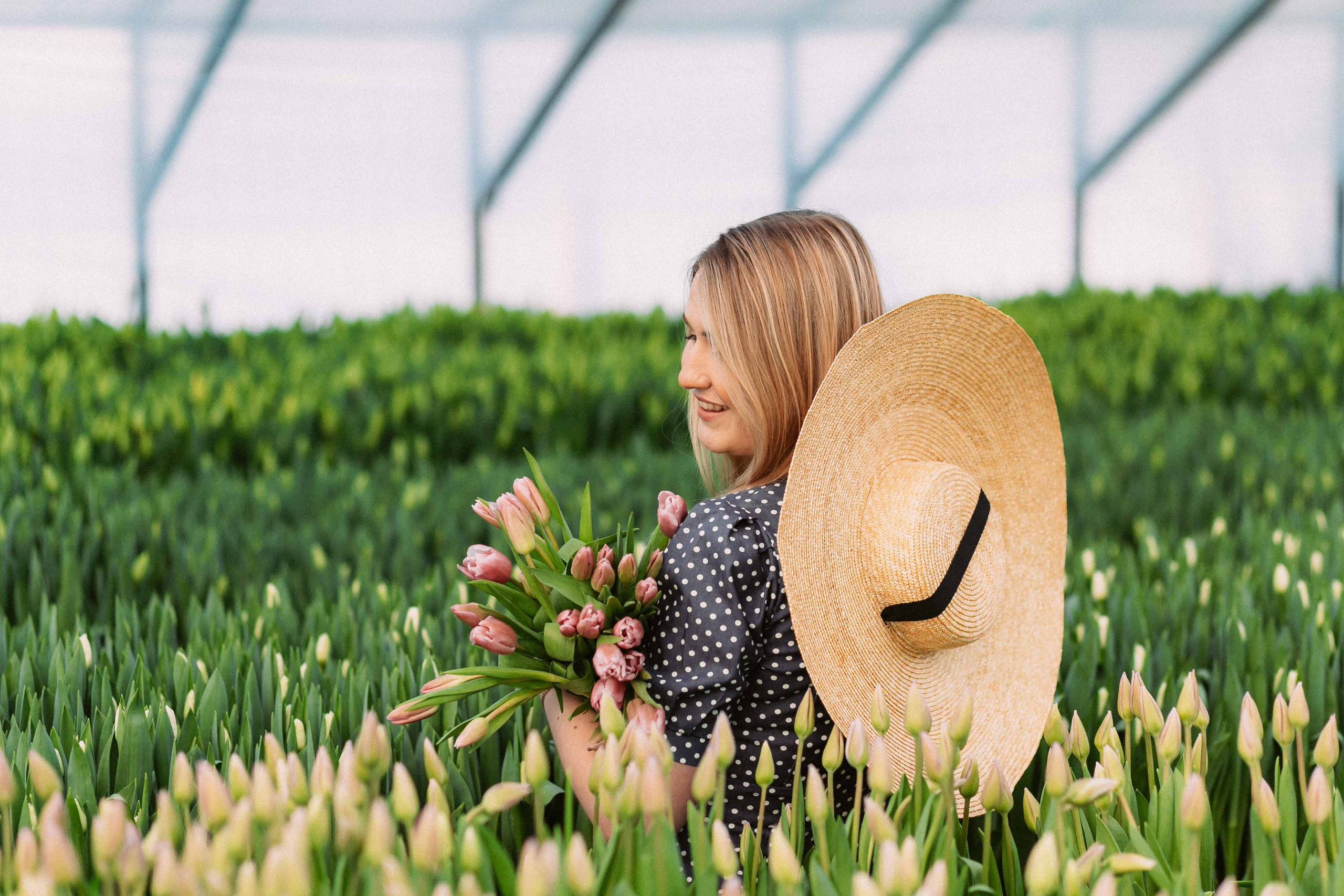 Lady&Flowers. Wedding and family photographer Nina Pavlovets