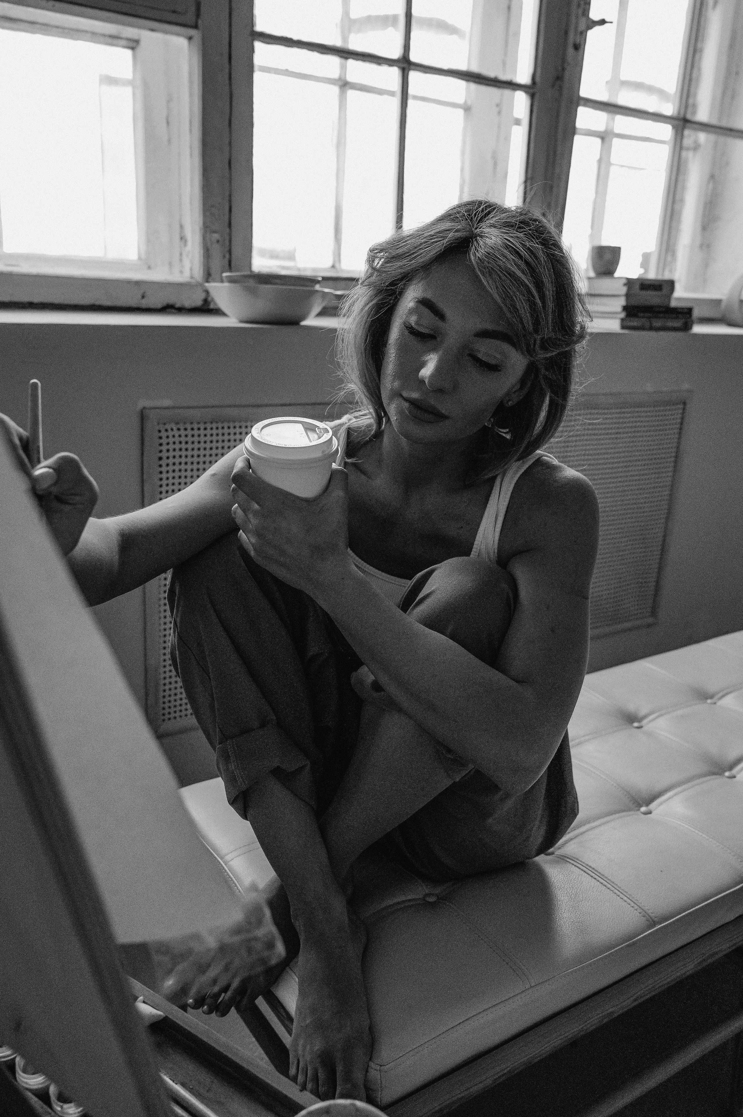 Женя фотосессия. Профессиональный фотограф беременности в СПБ. Стильные фотосессии беременности в стиле минимализм и классическая фотография