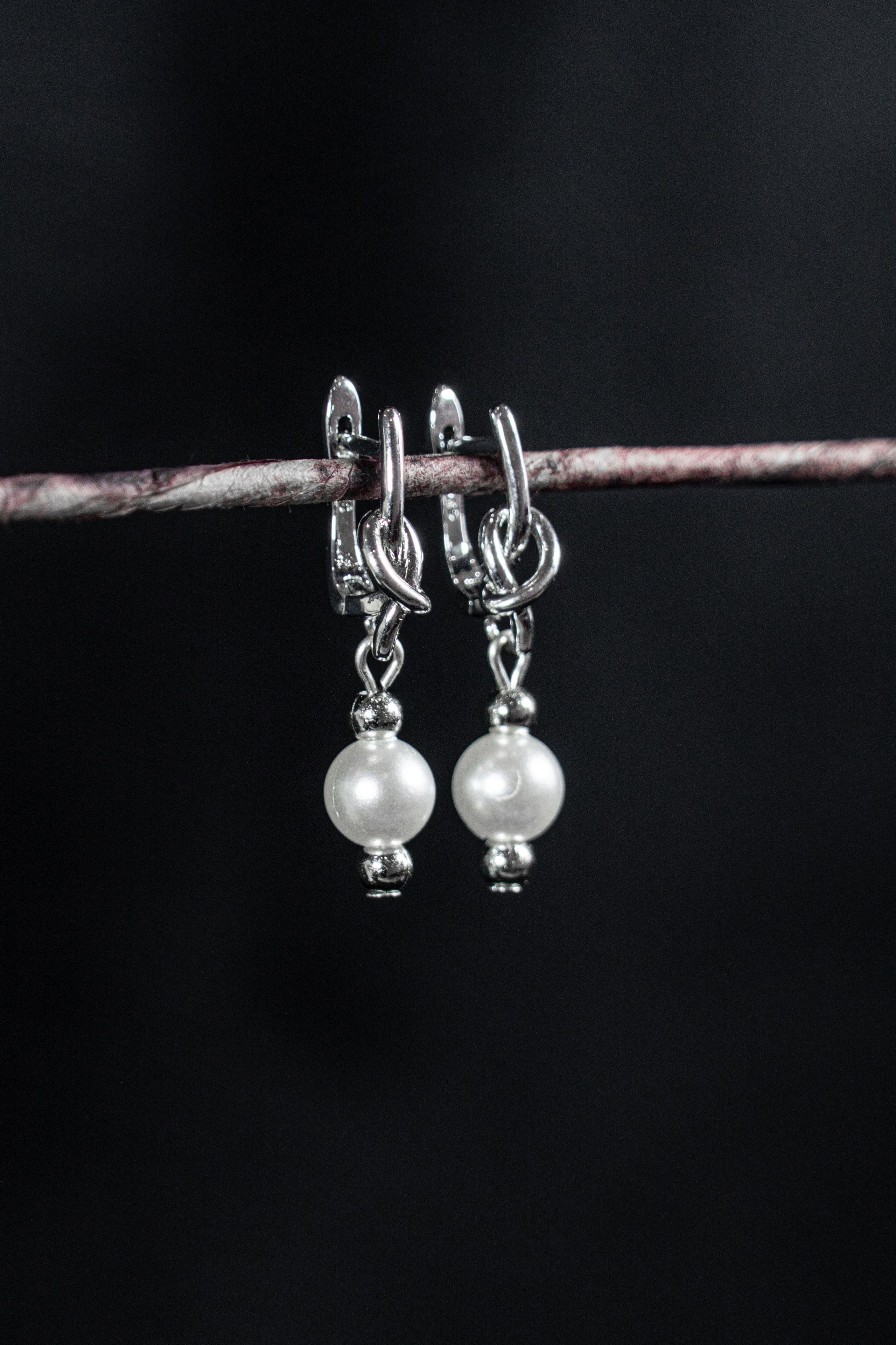 Фото бижутерии для маркетплейсов Ozon и Wildberries Предметная фотосъемка бижутерии для Wildberries и Ozon в Краснодаре. Шедевры для Вас! Фотограф и Видеограф в Краснодаре Пахиев Руслан