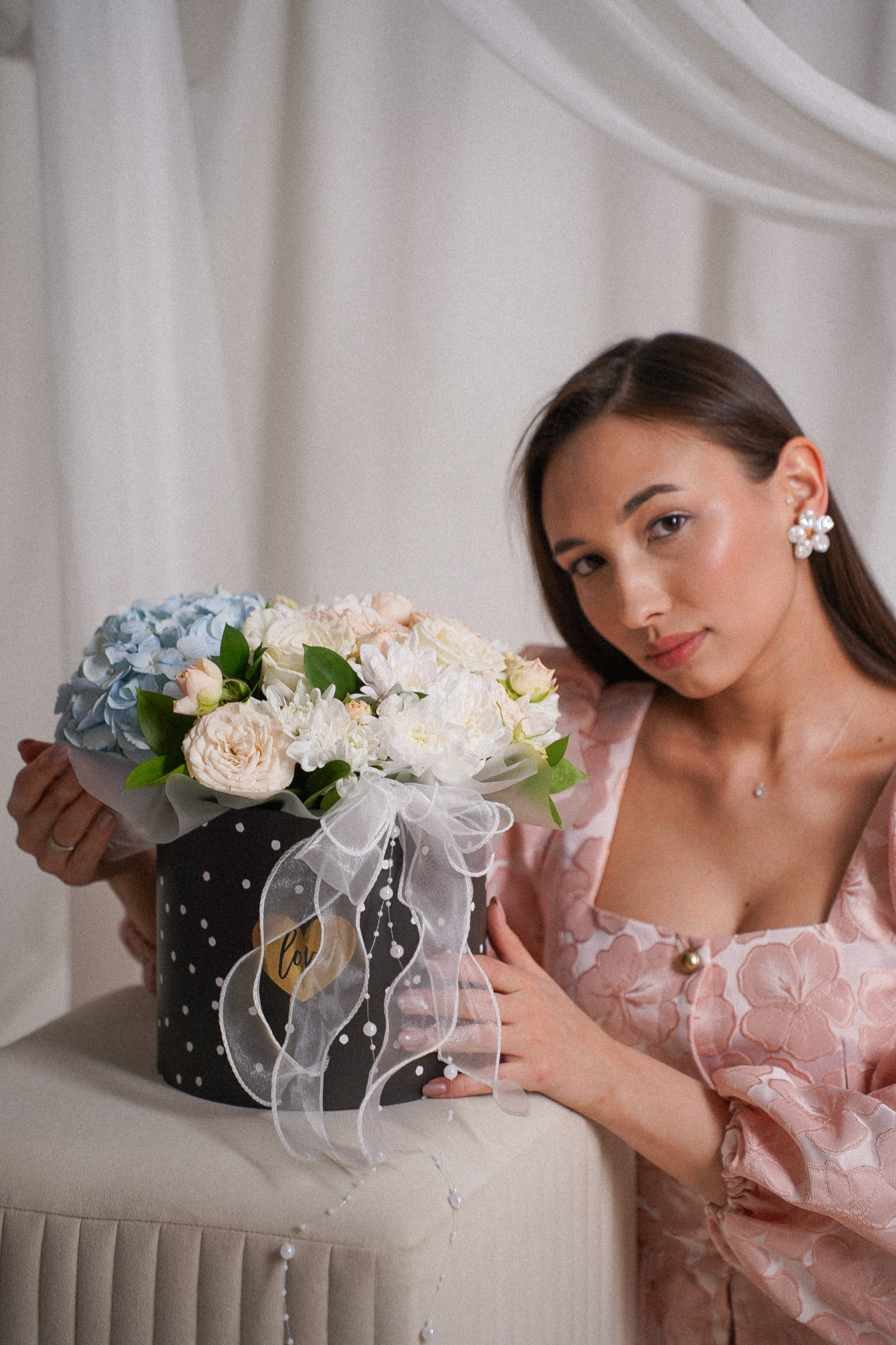 Съемка для цветочного магазина «Престиж Флора». Свадебный видеограф, рилсмейкер, фотограф в Когалыме Меркулова Диана