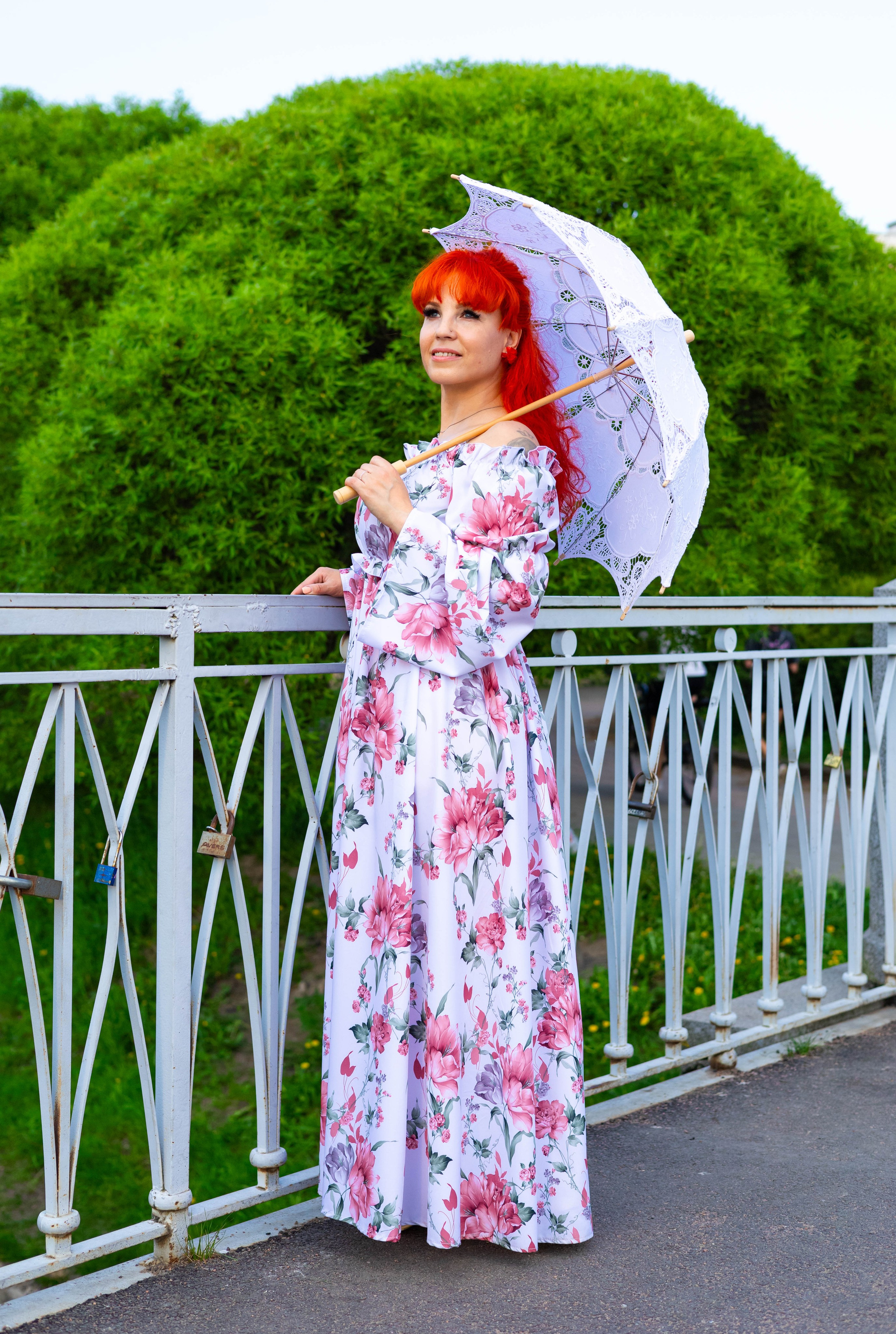 Алена. Весенняя фотосессия в яблоневом саду. Портретный фотограф Панферова Регина г. Санкт-Петербург, г. Казань