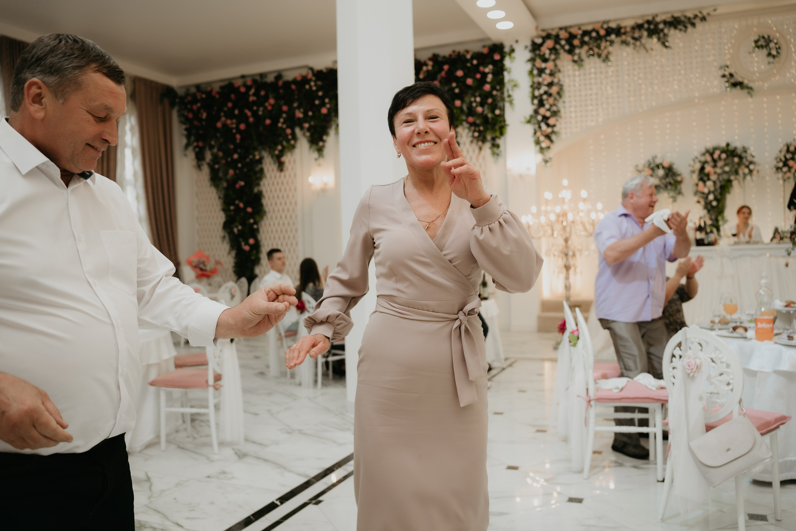 Свадебные фотосессии. Роспись в ЗАГСе. Выездная регистрация. Студийный и свадебный фотограф и видеограф в Севастополе — Юлия Макаренко