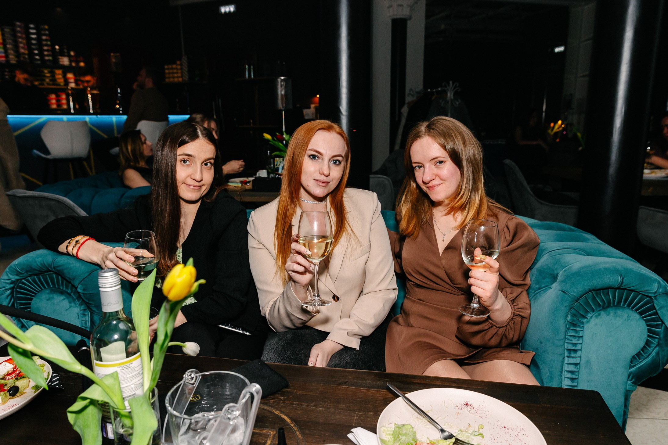 8 марта в лаунж-баре Major 2024. Свадебный, семейный и детский фотограф в Калининграде Елена Кравцова