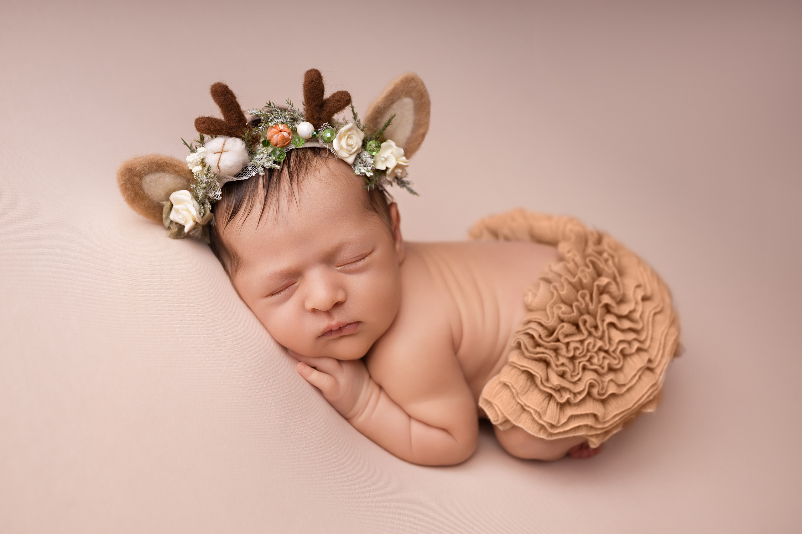Newborn девочки. Фотограф новорожденных Модяева Ирина