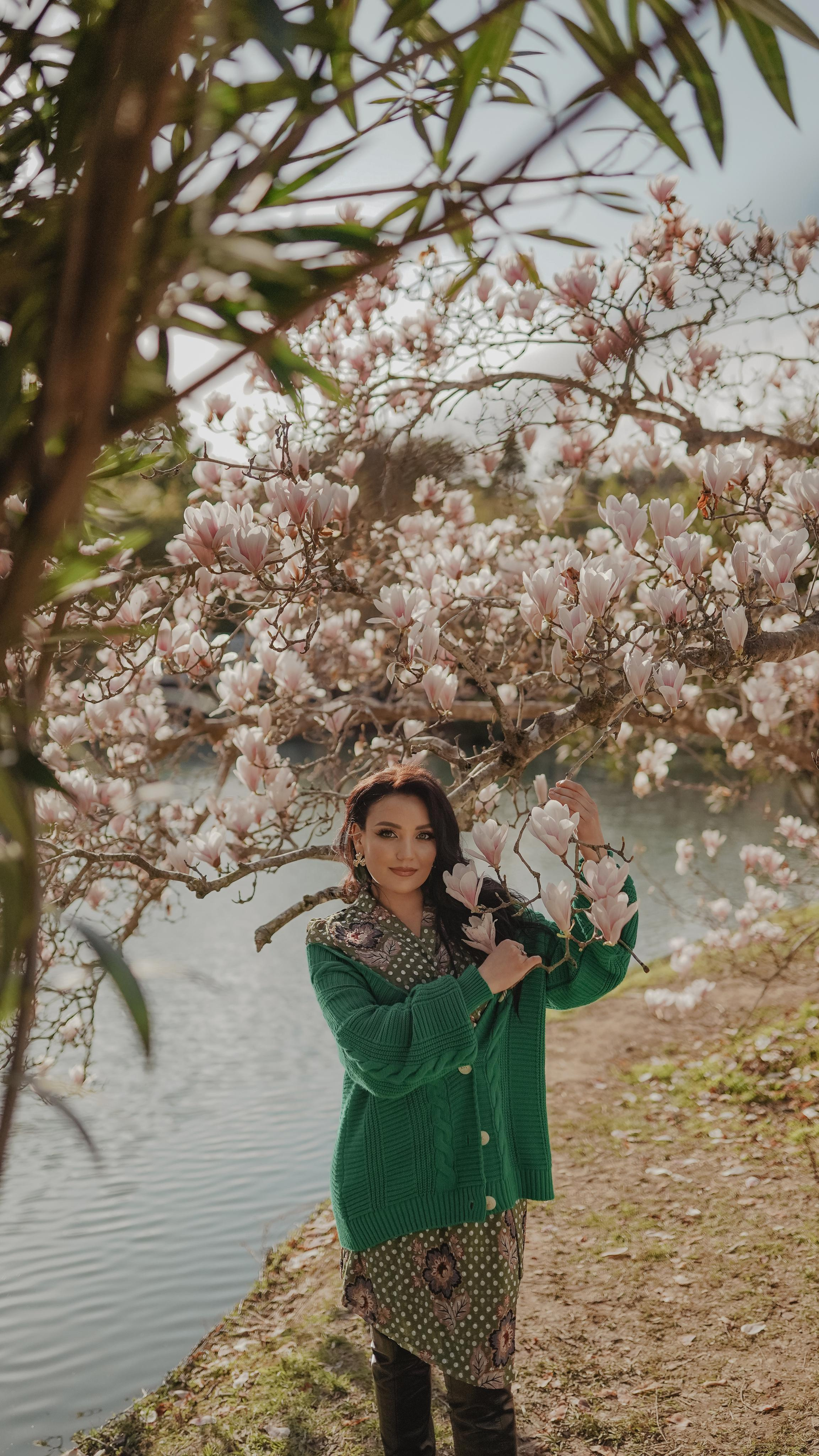 ЦВЕТЕНИЕ. Милана Довгаль - семейный фотограф и видеограф  в Адлере и Сочи