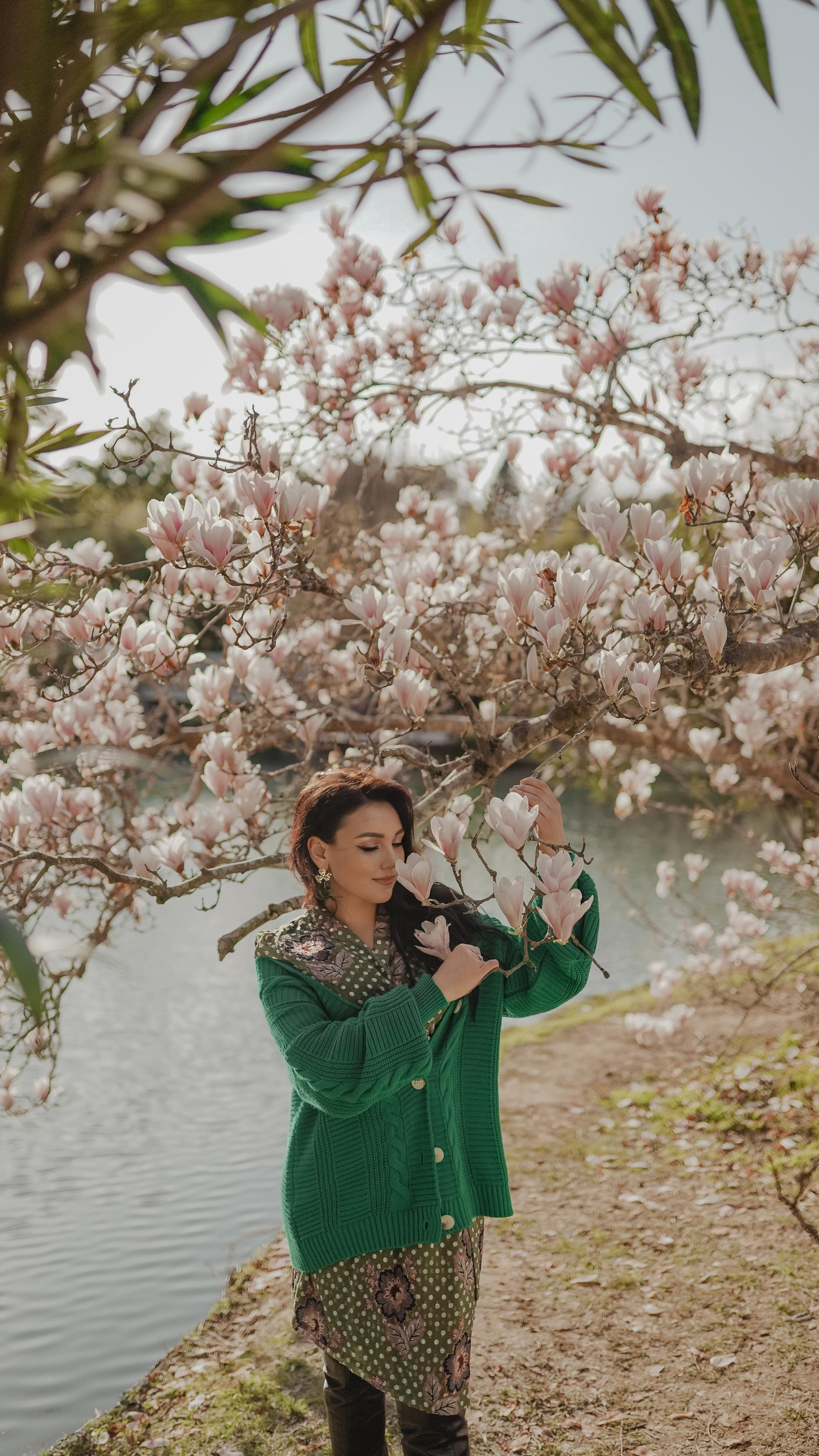 ЦВЕТЕНИЕ. Милана Довгаль - семейный фотограф и видеограф  в Адлере и Сочи