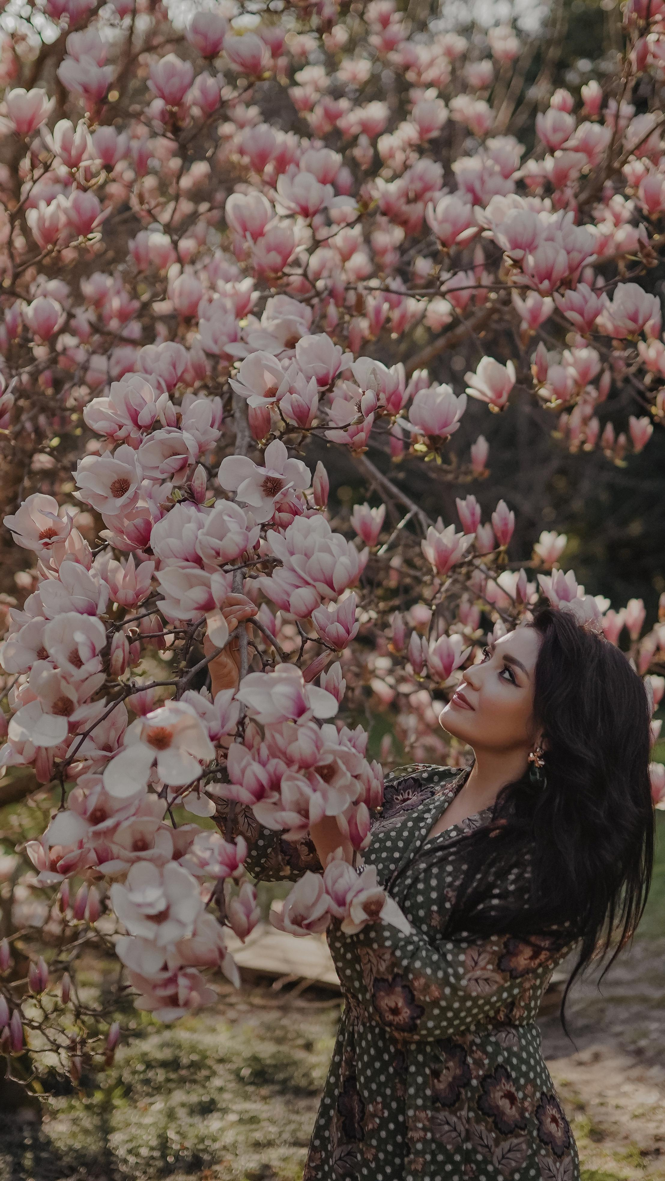 ЦВЕТЕНИЕ. Милана Довгаль - семейный фотограф и видеограф  в Адлере и Сочи