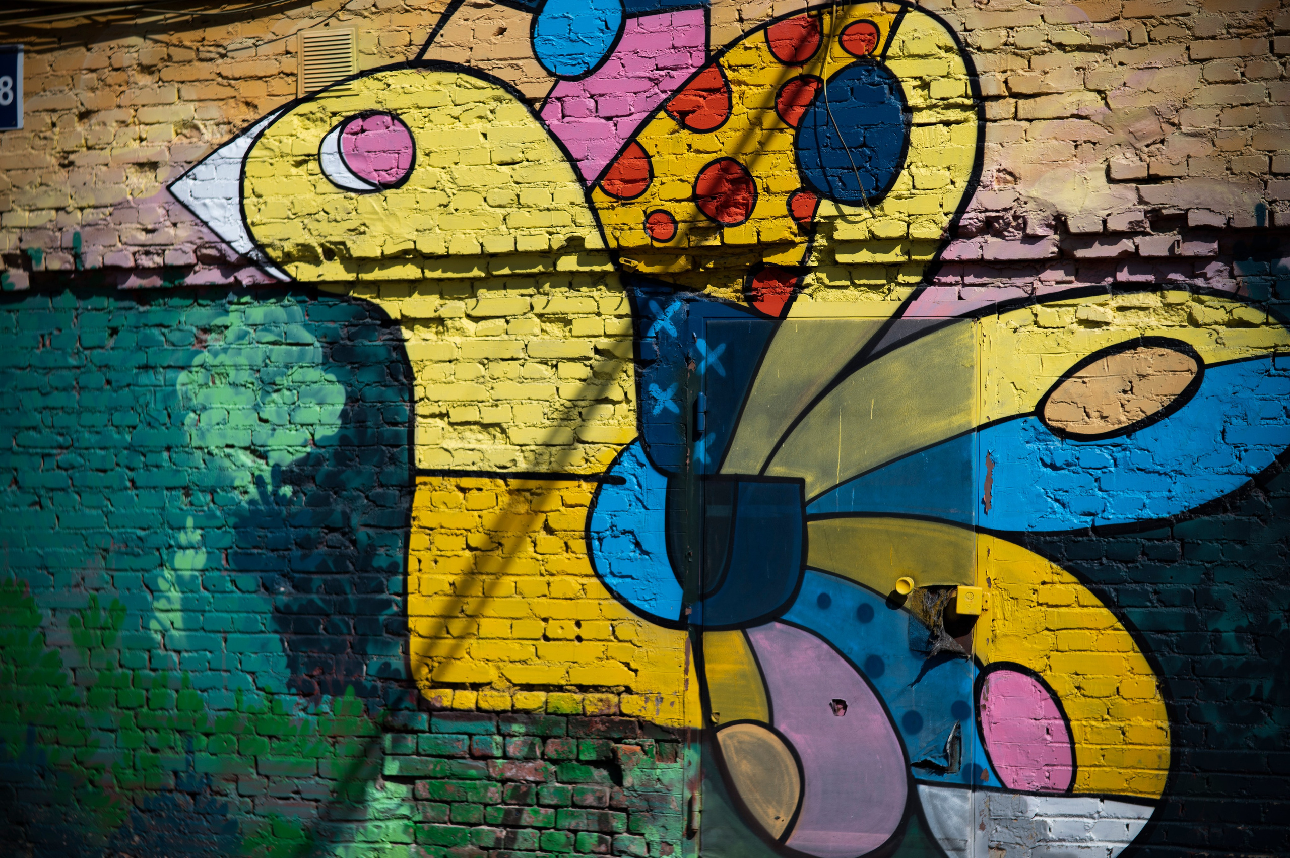 Фотопрогулка апрель 2022. Фотограф Роман Адлер