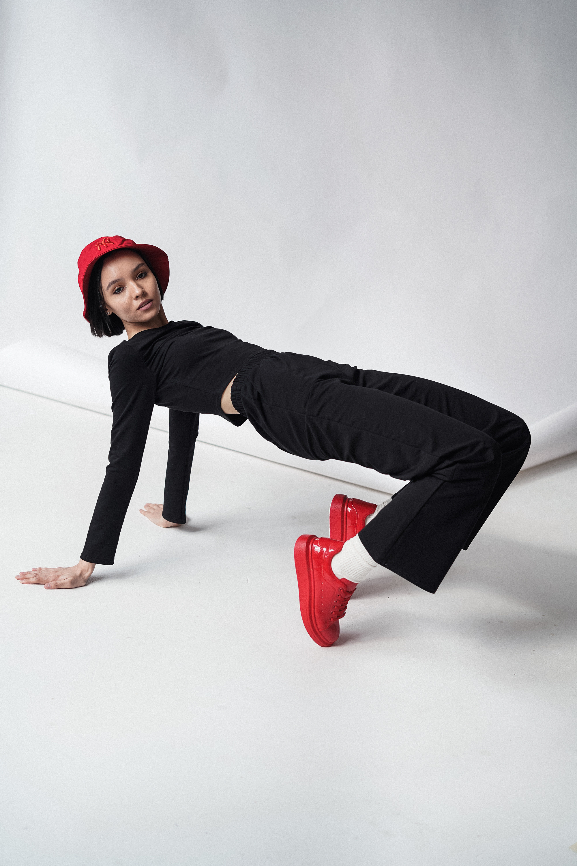 Шоурум Mim.store. VISUAL ARTIST · KRONGAUZ ANASTASIA